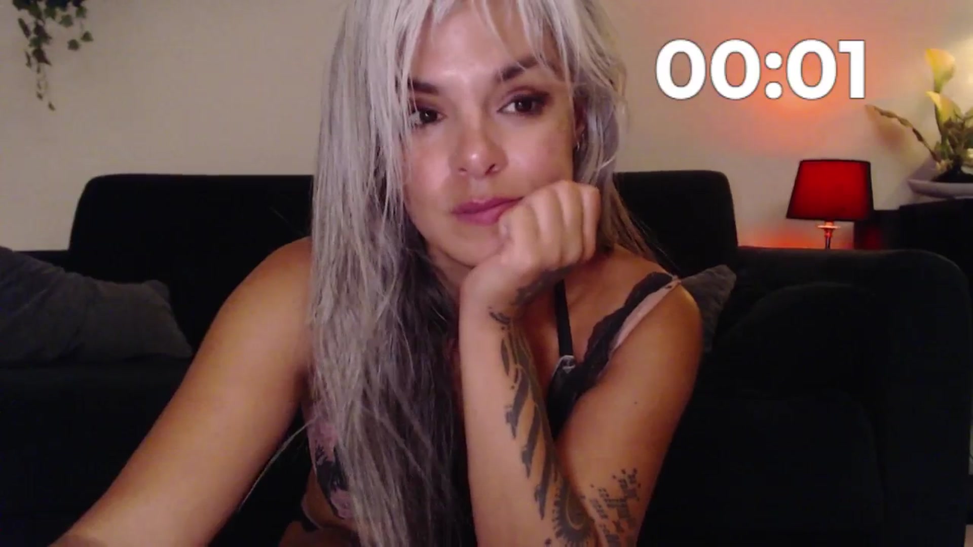 Gallery image thumbnail from AprilJames's myfreecams stream on, 06/23/2025, 23:18 image 6 of 20