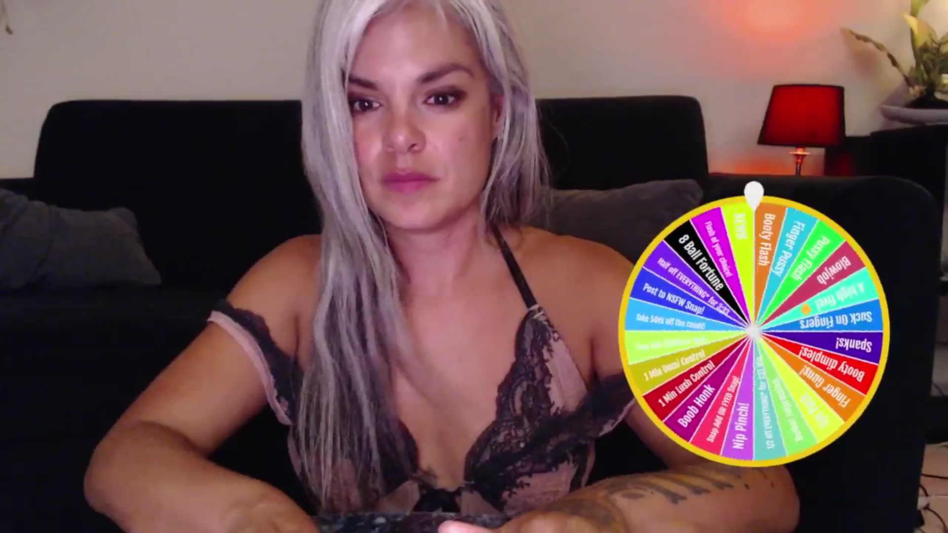 Gallery image thumbnail from AprilJames's myfreecams stream on, 06/23/2025, 23:18 image 3 of 20