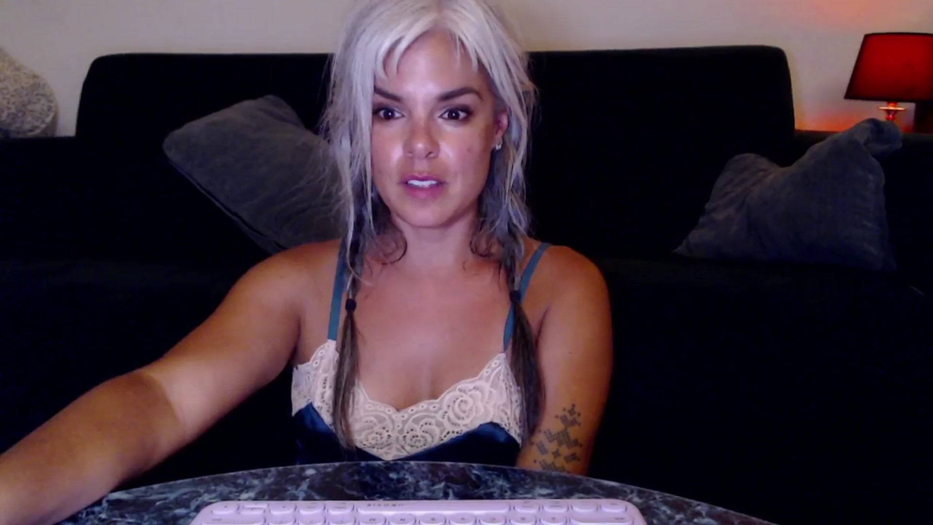 Gallery image thumbnail from AprilJames's myfreecams stream on, 06/24/2025, 21:35 image 11 of 20