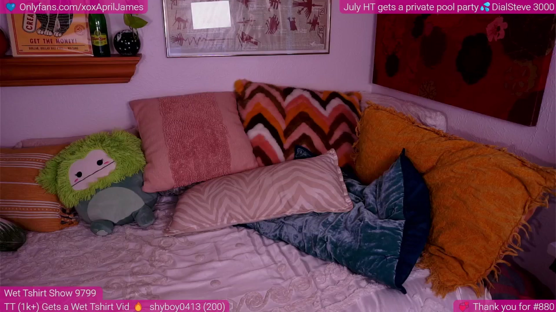 Gallery image thumbnail from AprilJames's myfreecams stream on, 07/07/2025, 02:52 image 4 of 20