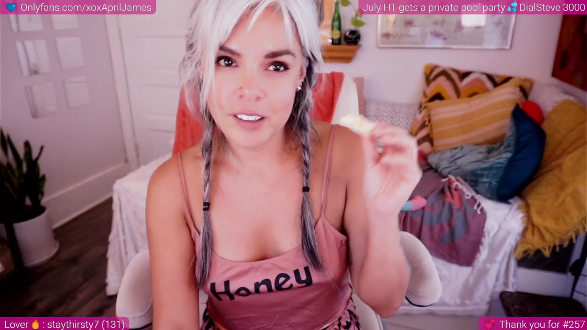 Gallery image thumbnail from AprilJames's myfreecams stream on, 07/12/2025, 18:16 image 15 of 20