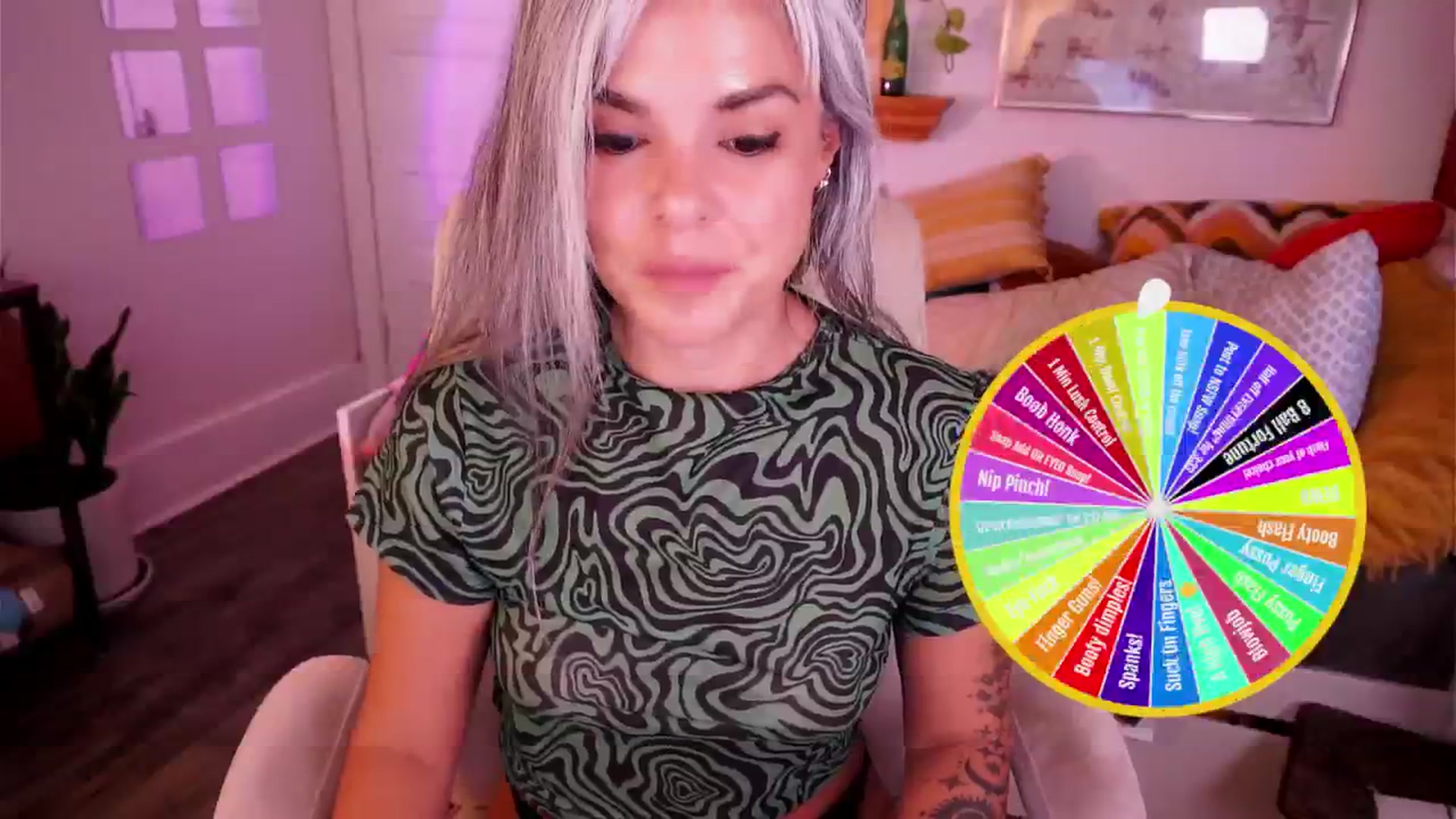 Gallery image thumbnail from AprilJames's myfreecams stream on, 07/28/2025, 24:54 image 12 of 20