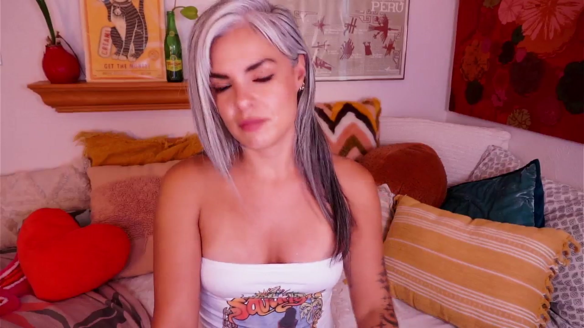 Gallery image thumbnail from AprilJames's myfreecams stream on, 07/30/2025, 24:36 image 8 of 20