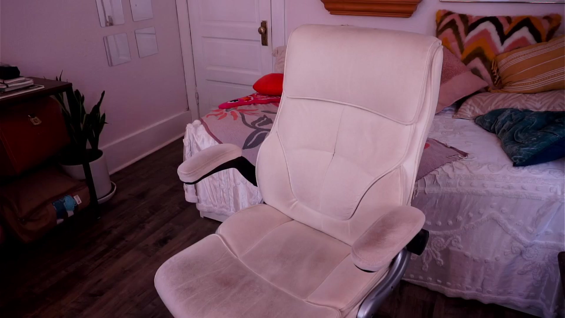 Gallery image thumbnail from AprilJames's myfreecams stream on, 07/30/2025, 22:17 image 20 of 20