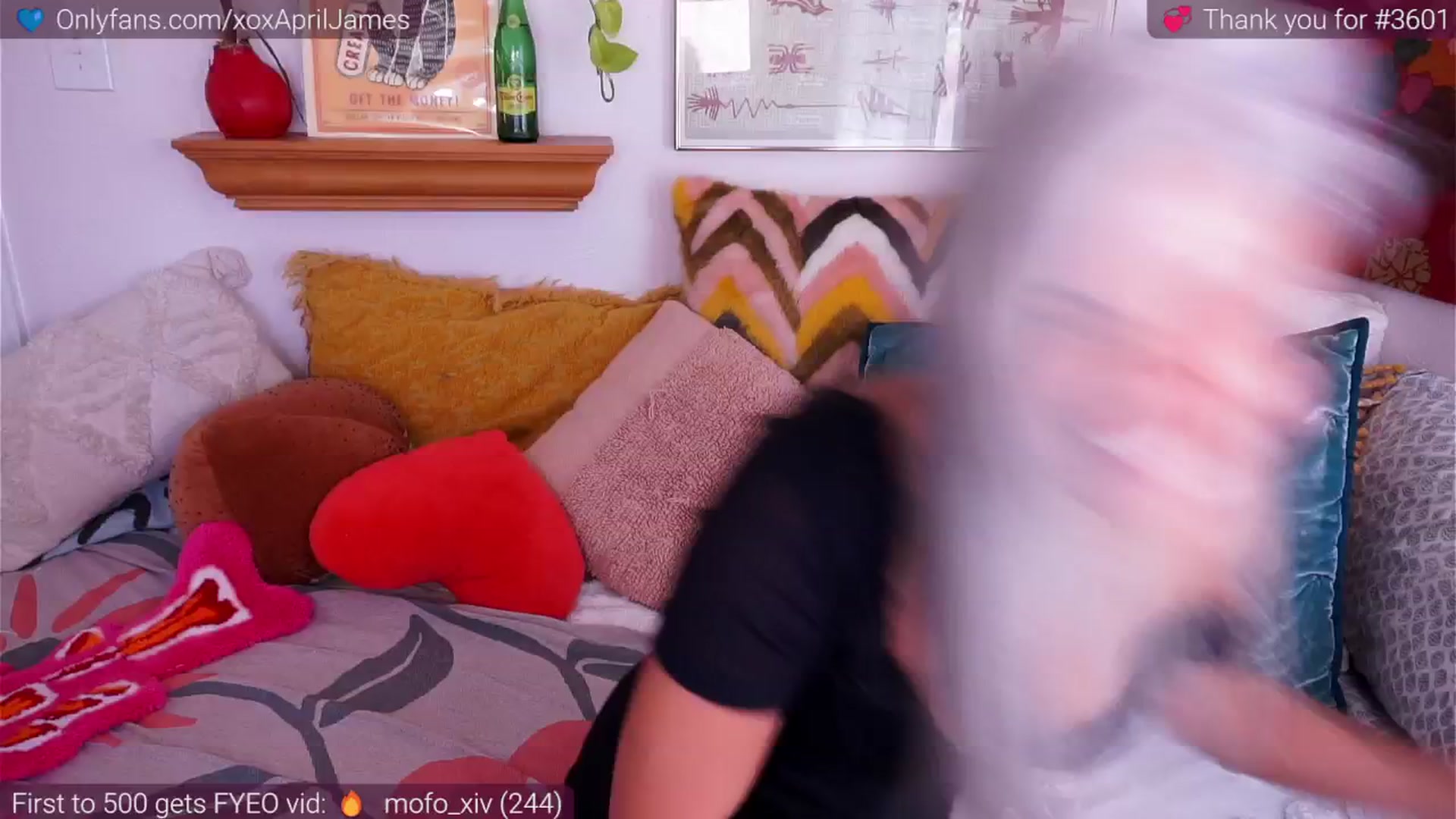 Gallery image thumbnail from AprilJames's myfreecams stream on, 08/03/2025, 17:46 image 12 of 20