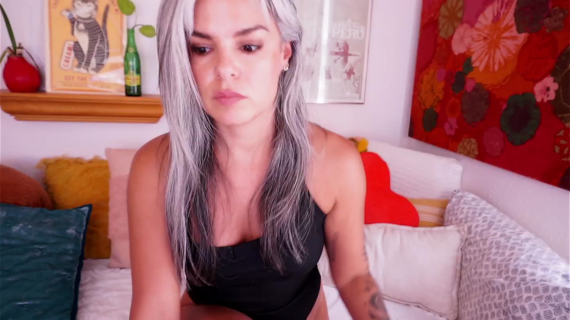 Gallery image thumbnail from AprilJames's myfreecams stream on, 08/14/2025, 19:39 image 7 of 20
