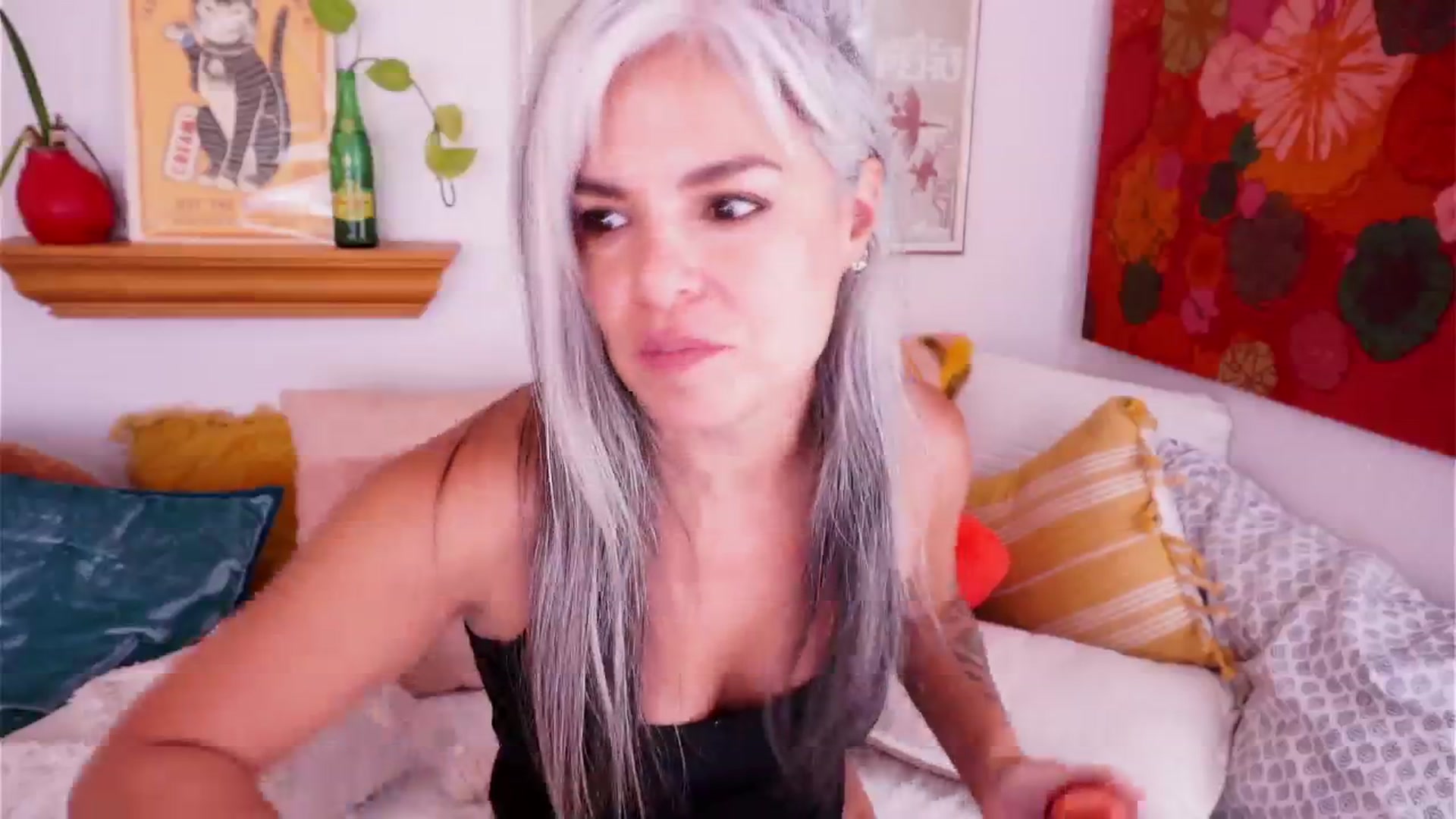 Gallery image thumbnail from AprilJames's myfreecams stream on, 08/14/2025, 20:59 image 9 of 20