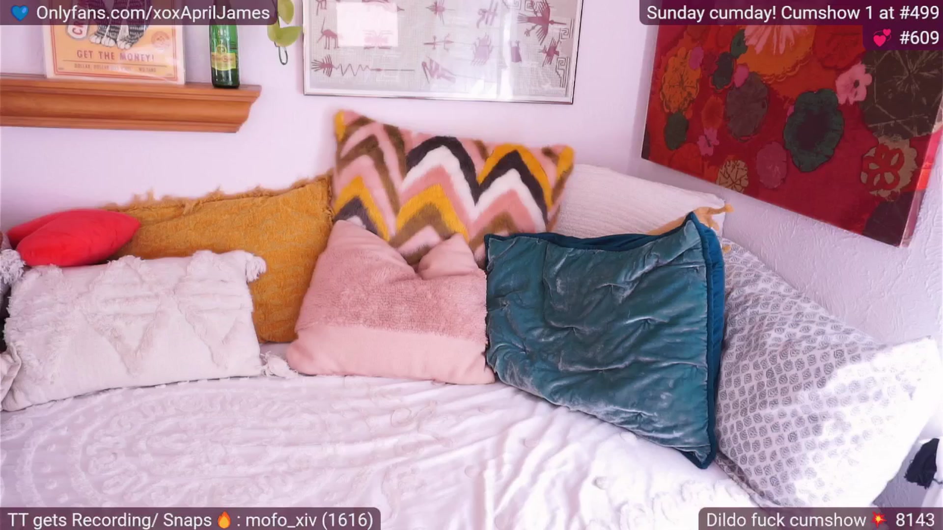 Gallery image thumbnail from AprilJames's myfreecams stream on, 08/17/2025, 21:15 image 14 of 20