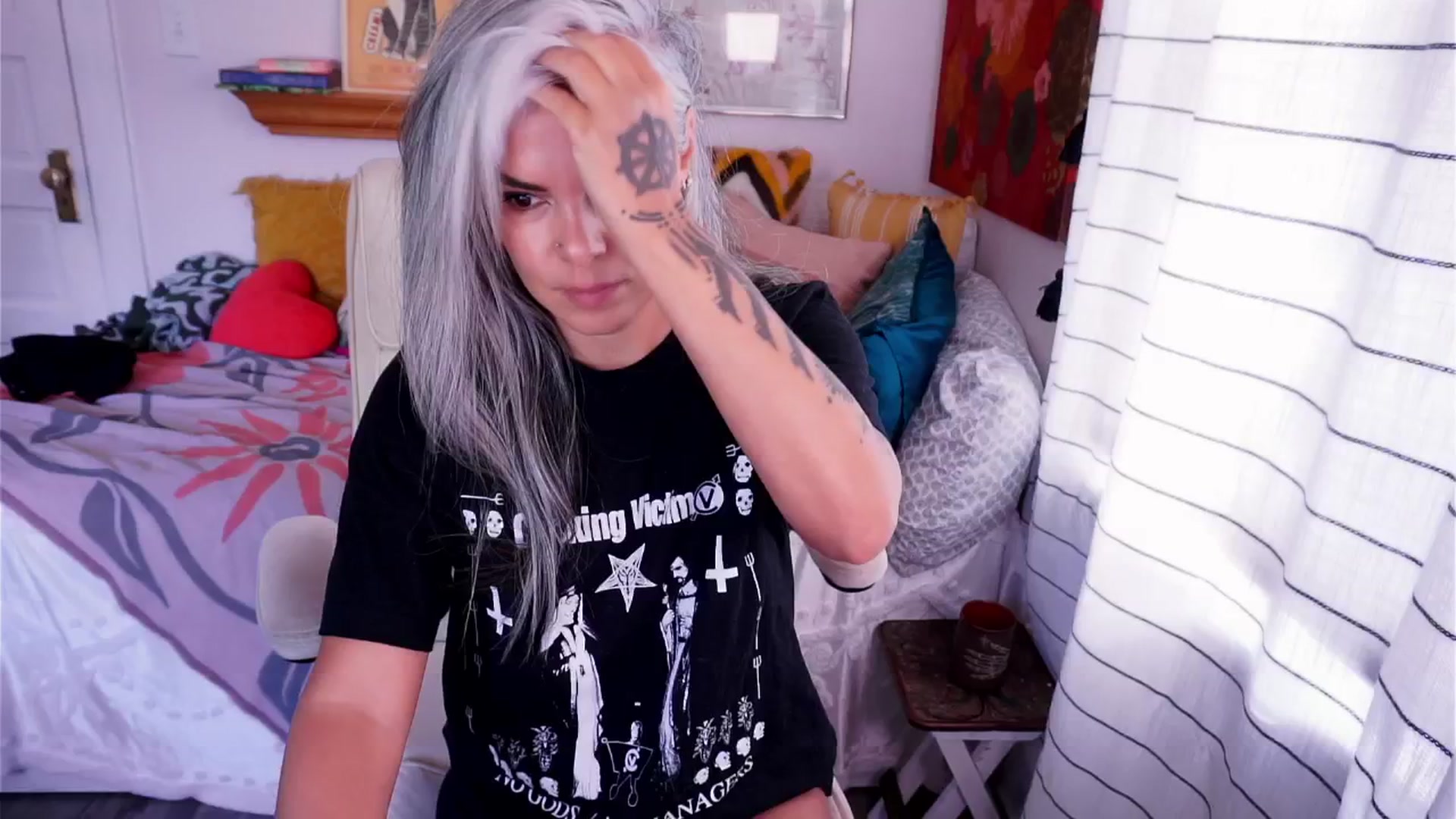 Gallery image thumbnail from AprilJames's myfreecams stream on, 09/06/2025, 18:59 image 5 of 20