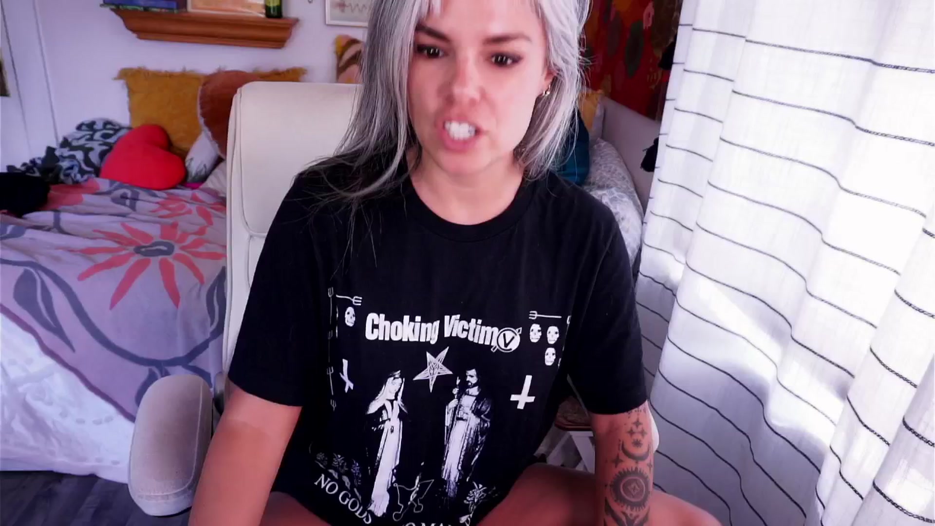 Gallery image thumbnail from AprilJames's myfreecams stream on, 09/06/2025, 18:59 image 9 of 20