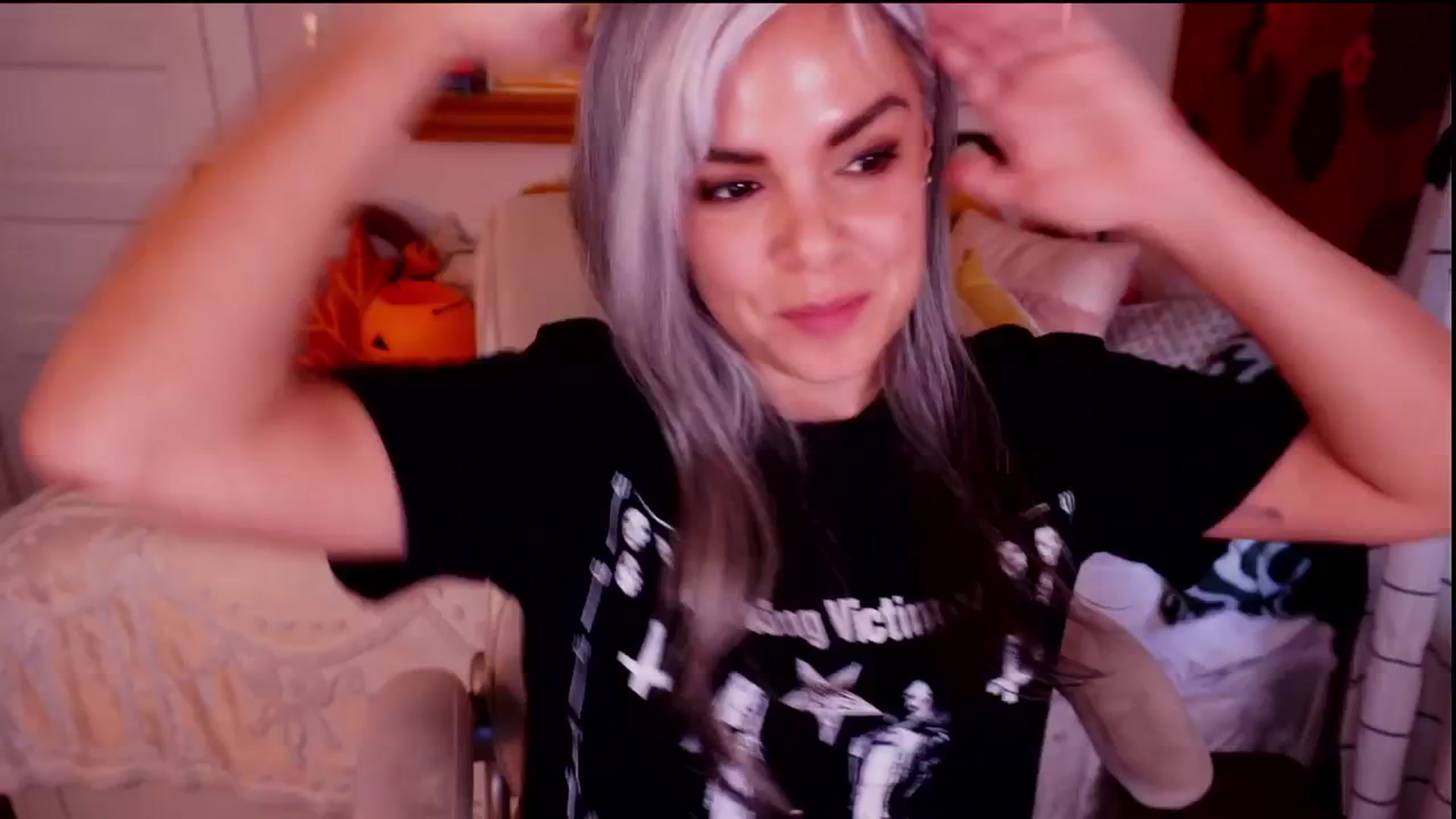 Gallery image thumbnail from AprilJames's myfreecams stream on, 10/13/2025, 24:02 image 10 of 20