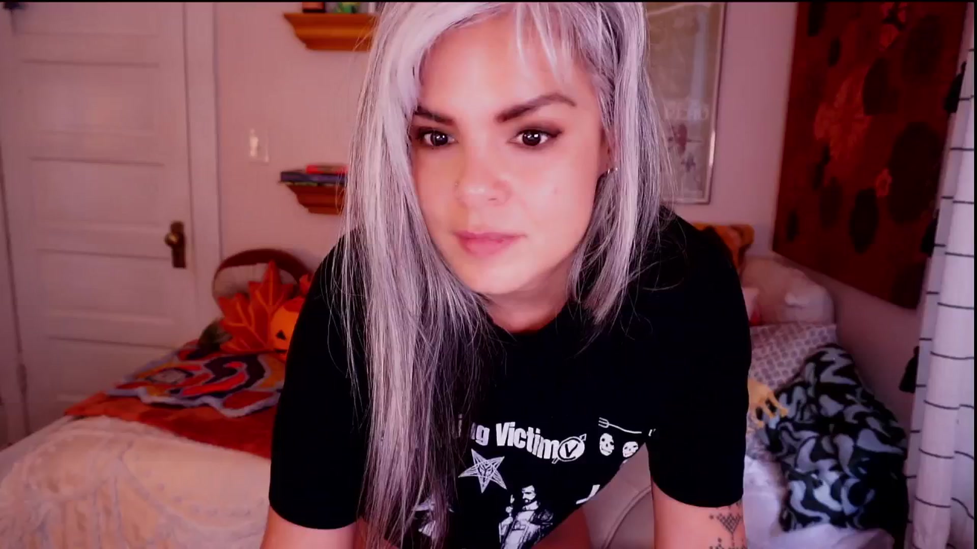Gallery image thumbnail from AprilJames's myfreecams stream on, 10/13/2025, 24:02 image 13 of 20