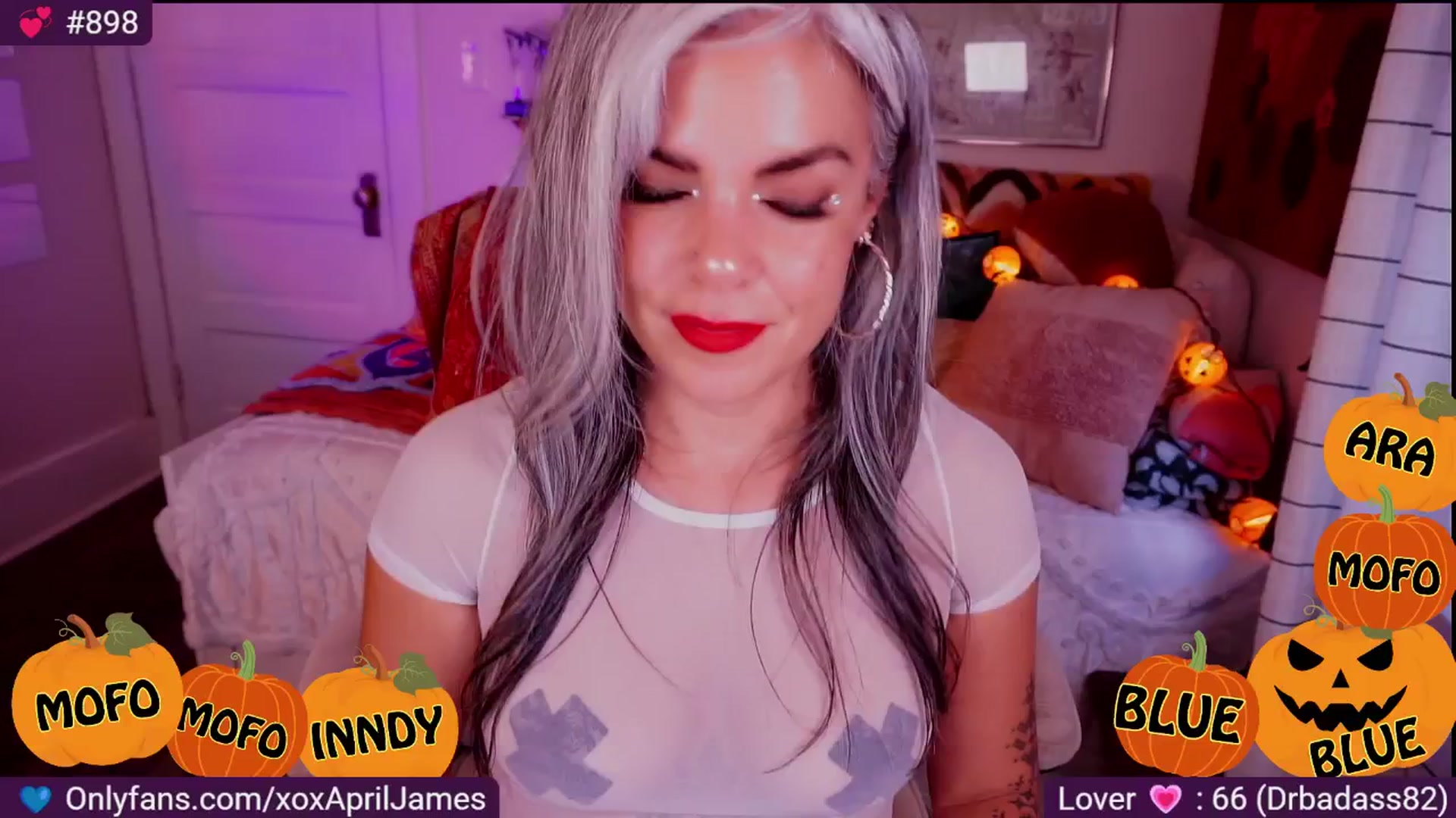 Gallery image thumbnail from AprilJames's myfreecams stream on, 10/18/2025, 24:02 image 13 of 20