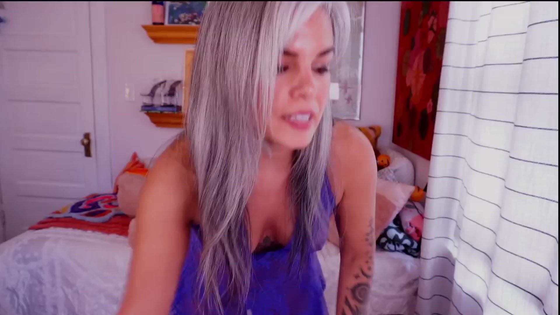 Gallery image thumbnail from AprilJames's myfreecams stream on, 10/19/2025, 18:58 image 8 of 20