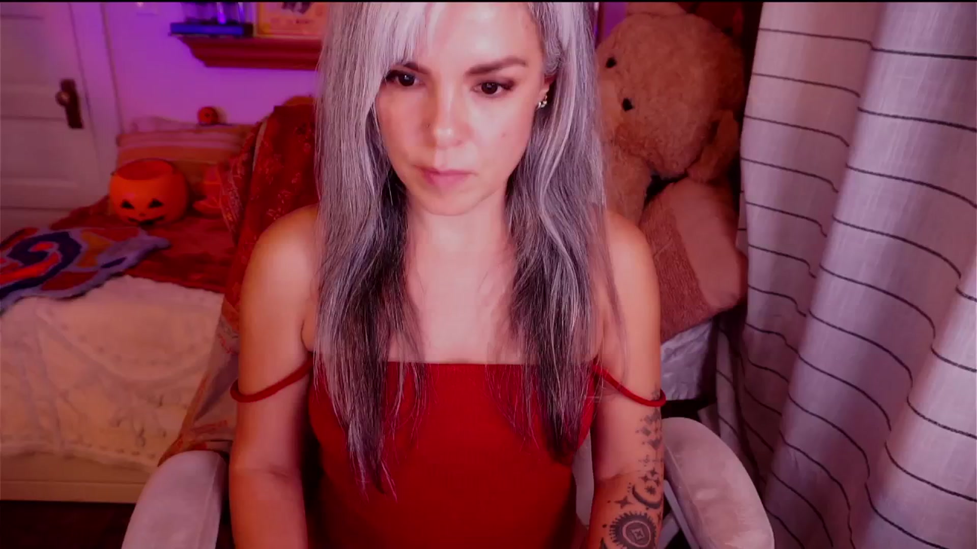 Gallery image thumbnail from AprilJames's myfreecams stream on, 10/23/2025, 03:37 image 6 of 20
