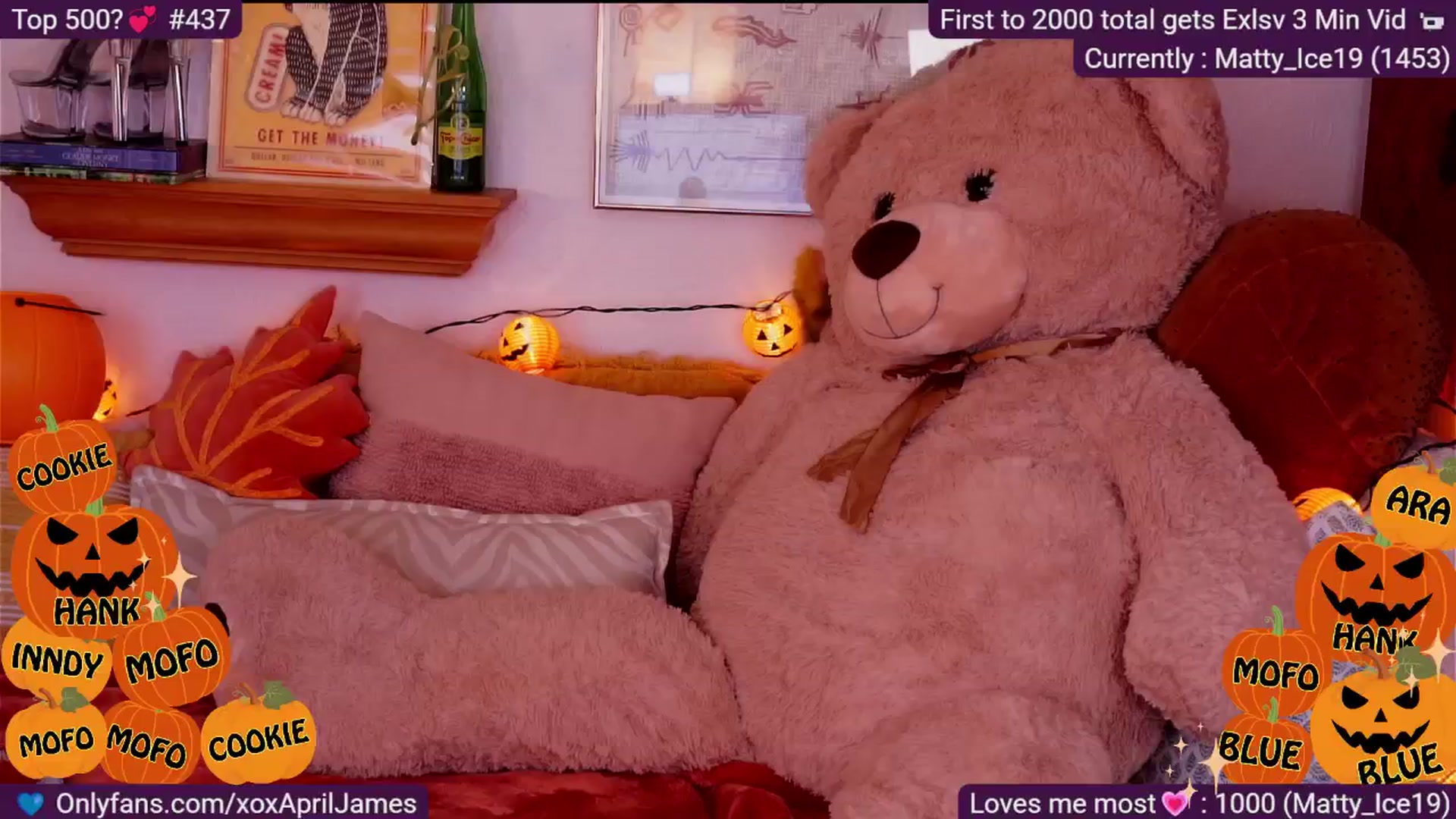 Gallery image thumbnail from AprilJames's myfreecams stream on, 10/26/2025, 20:53 image 7 of 20