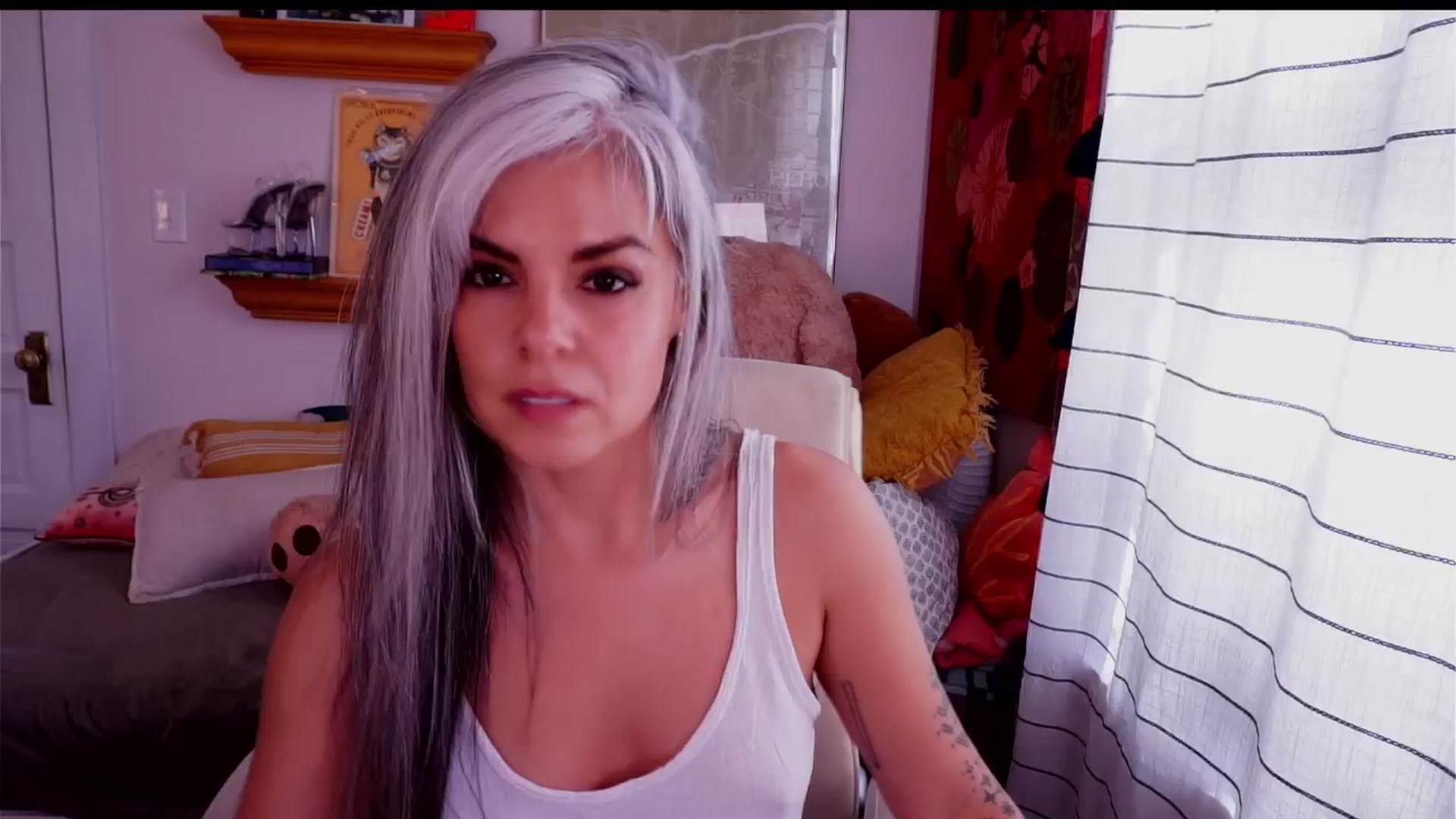 Gallery image thumbnail from AprilJames's myfreecams stream on, 11/13/2025, 19:30 image 20 of 20