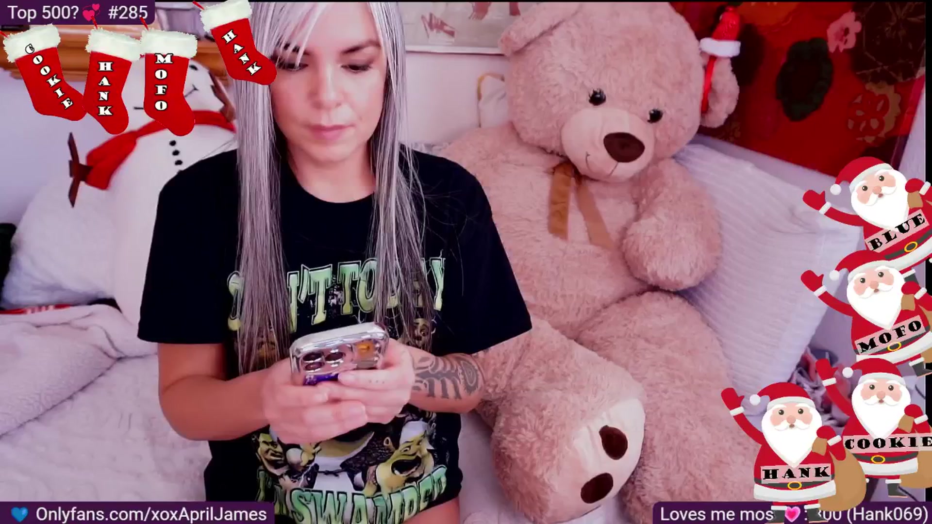 Gallery image thumbnail from AprilJames's myfreecams stream on, 12/06/2025, 18:14 image 6 of 20