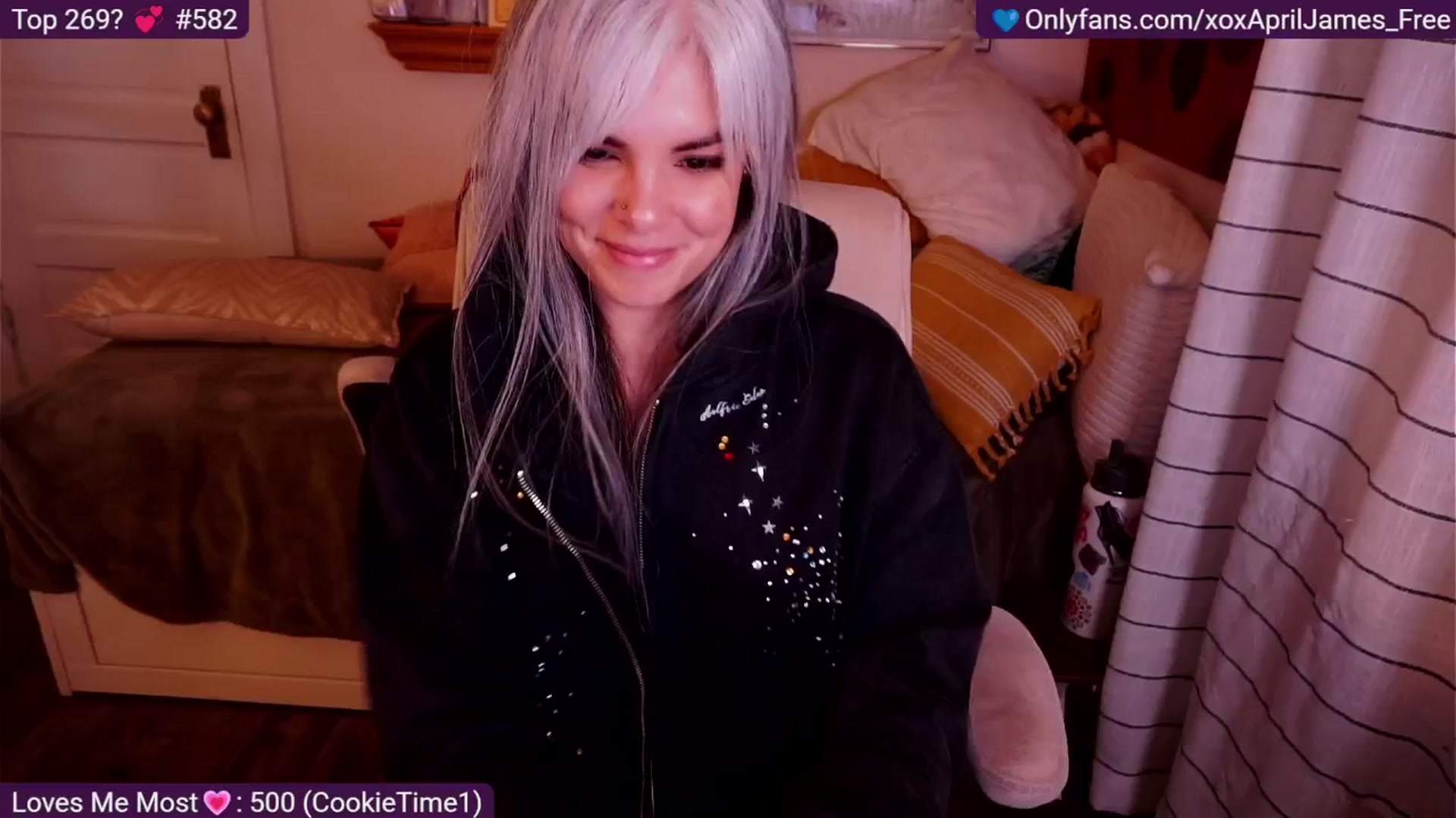 Gallery image thumbnail from AprilJames's myfreecams stream on, 01/11/2026, 02:18 image 12 of 20