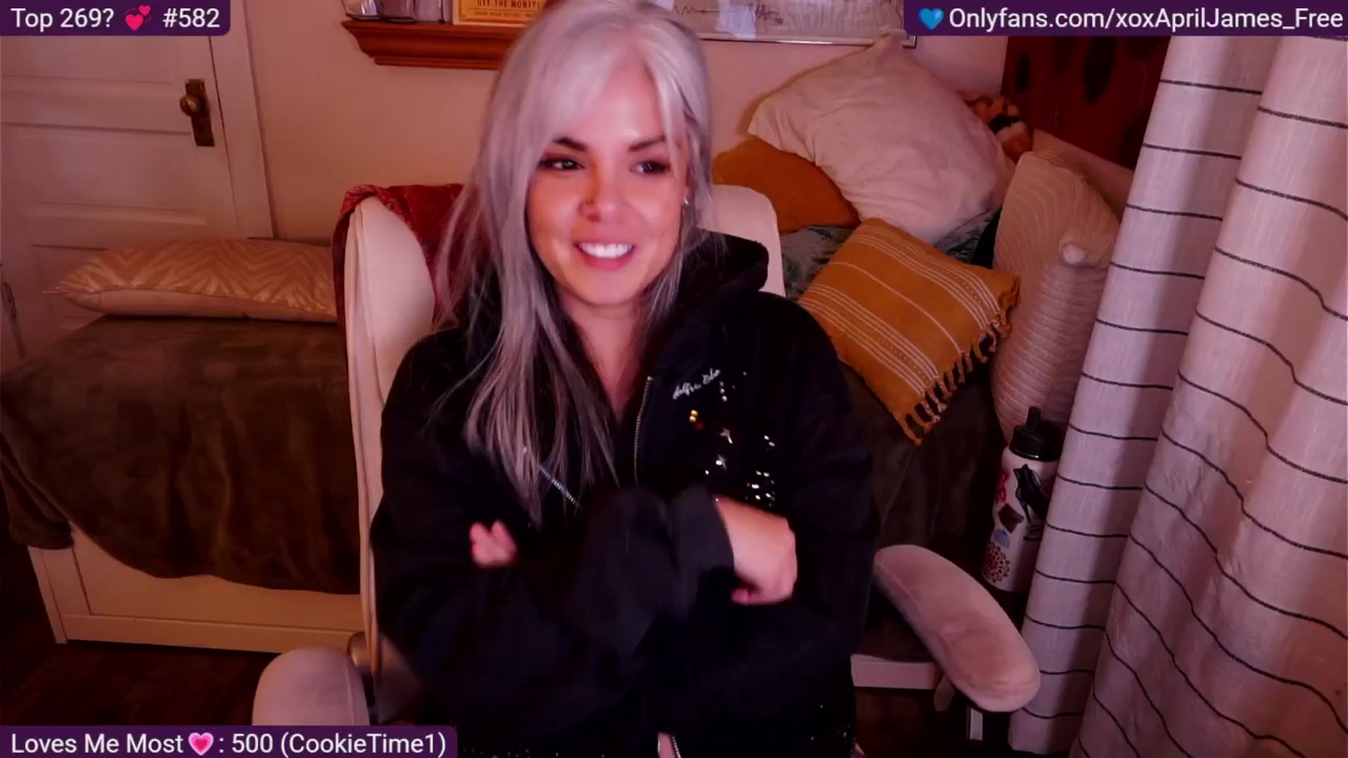 Gallery image thumbnail from AprilJames's myfreecams stream on, 01/11/2026, 02:18 image 16 of 20