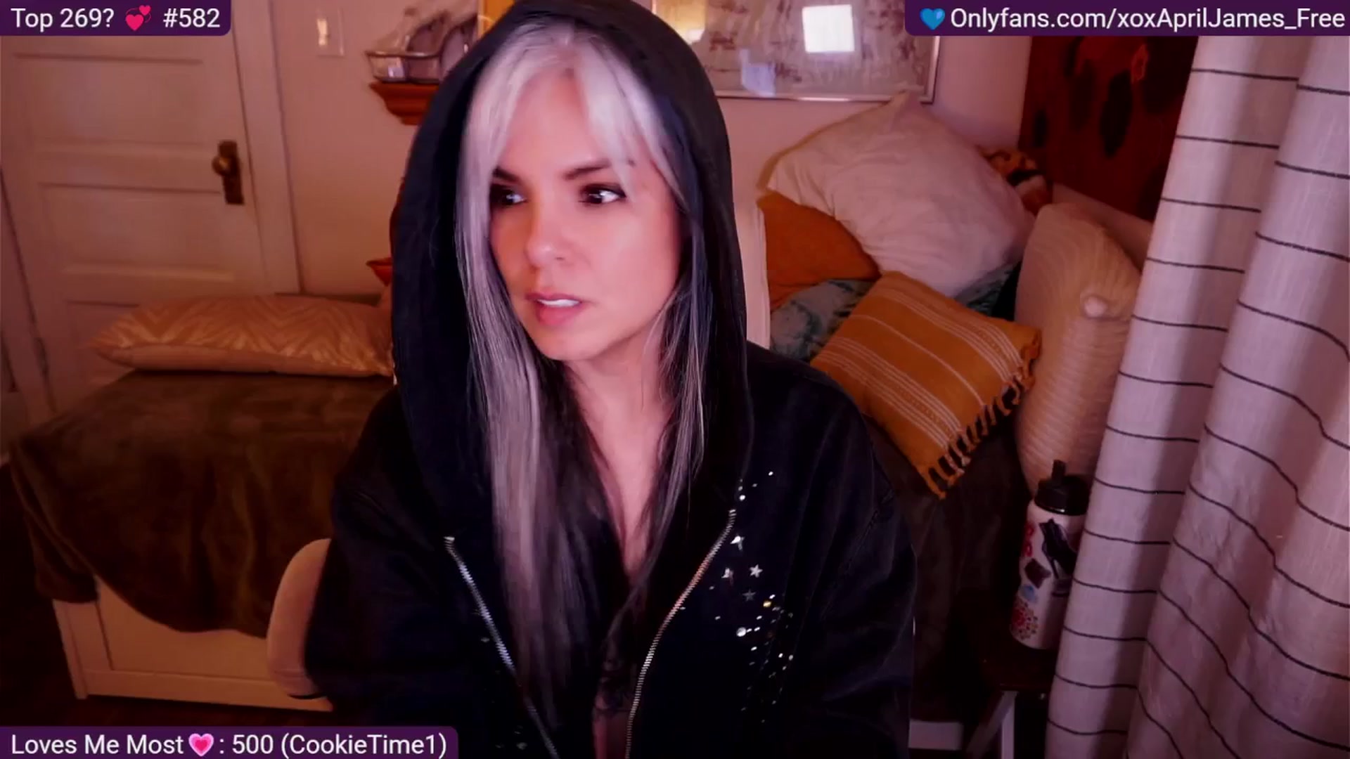 Gallery image thumbnail from AprilJames's myfreecams stream on, 01/11/2026, 02:18 image 2 of 20