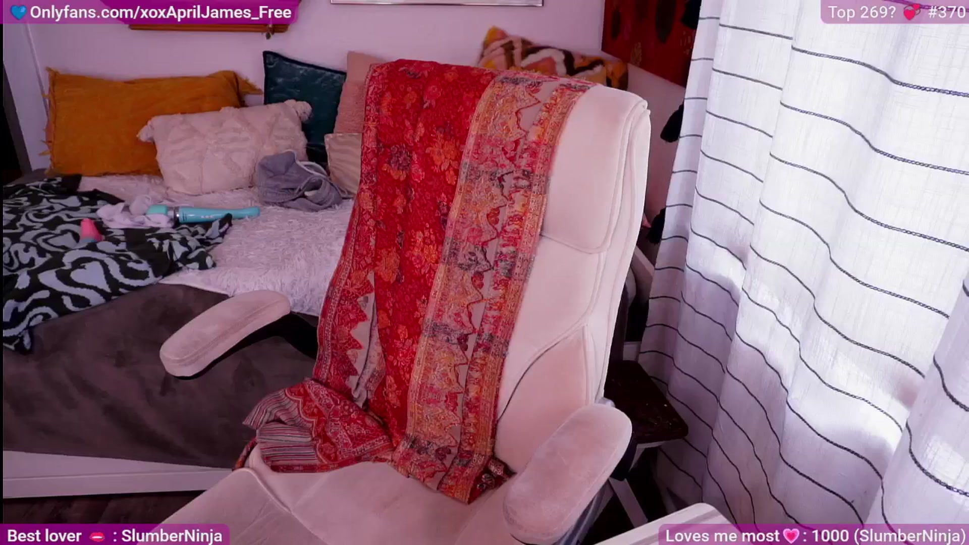 Gallery image thumbnail from AprilJames's myfreecams stream on, 01/25/2026, 22:25 image 9 of 20