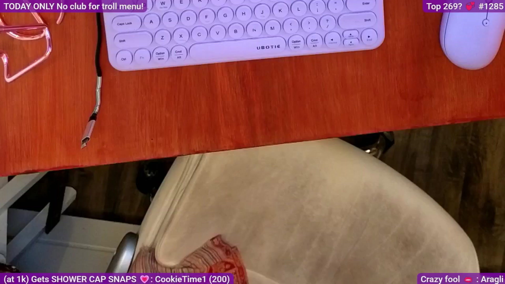Gallery image thumbnail from AprilJames's myfreecams stream on, 04/02/2026, 24:02 image 5 of 20