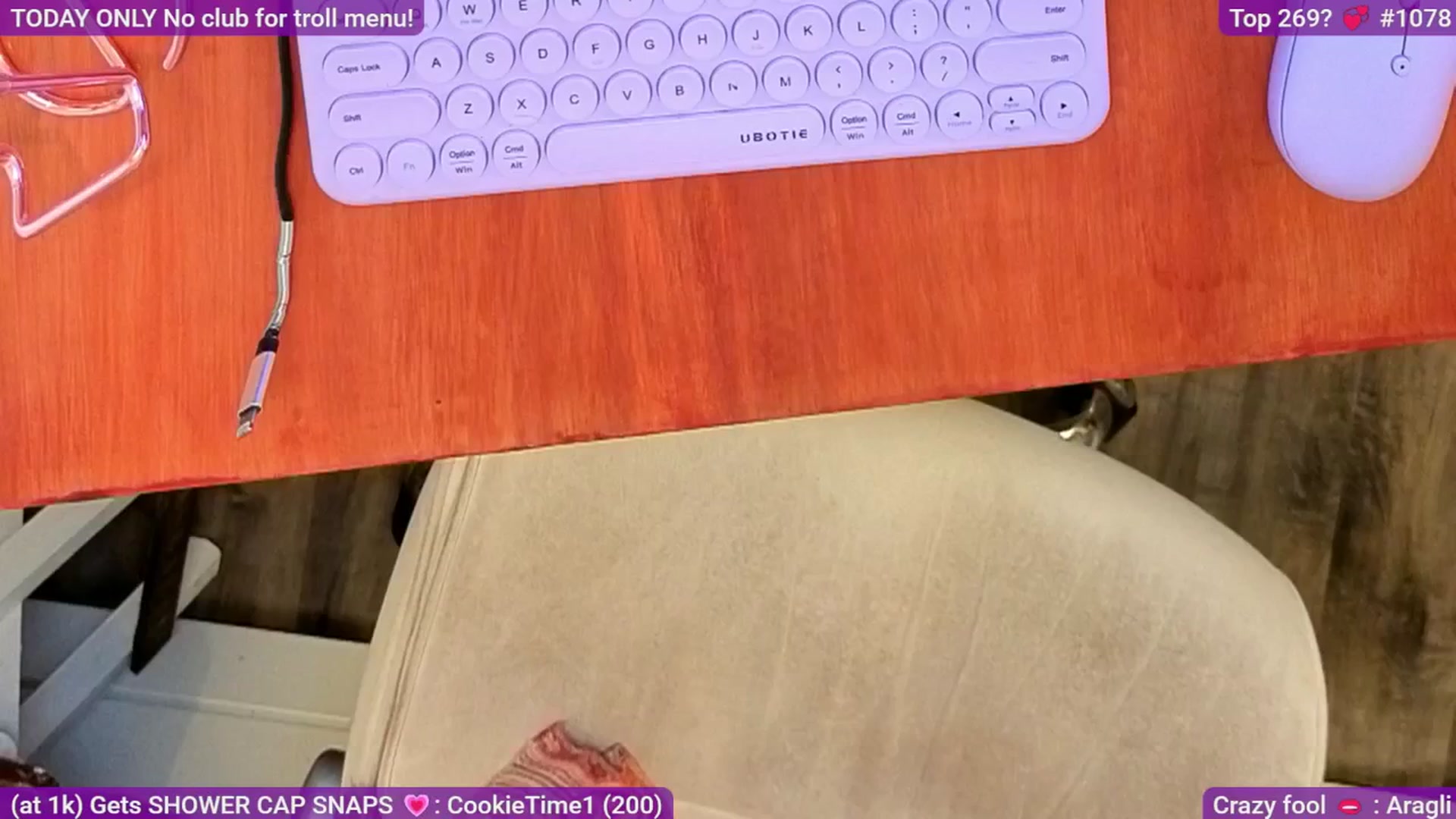 Gallery image thumbnail from AprilJames's myfreecams stream on, 04/02/2026, 24:02 image 6 of 20