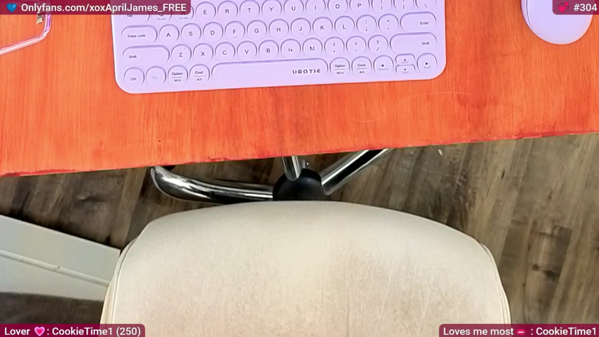 Gallery image thumbnail from AprilJames's myfreecams stream on, 04/12/2026, 22:27 image 17 of 20