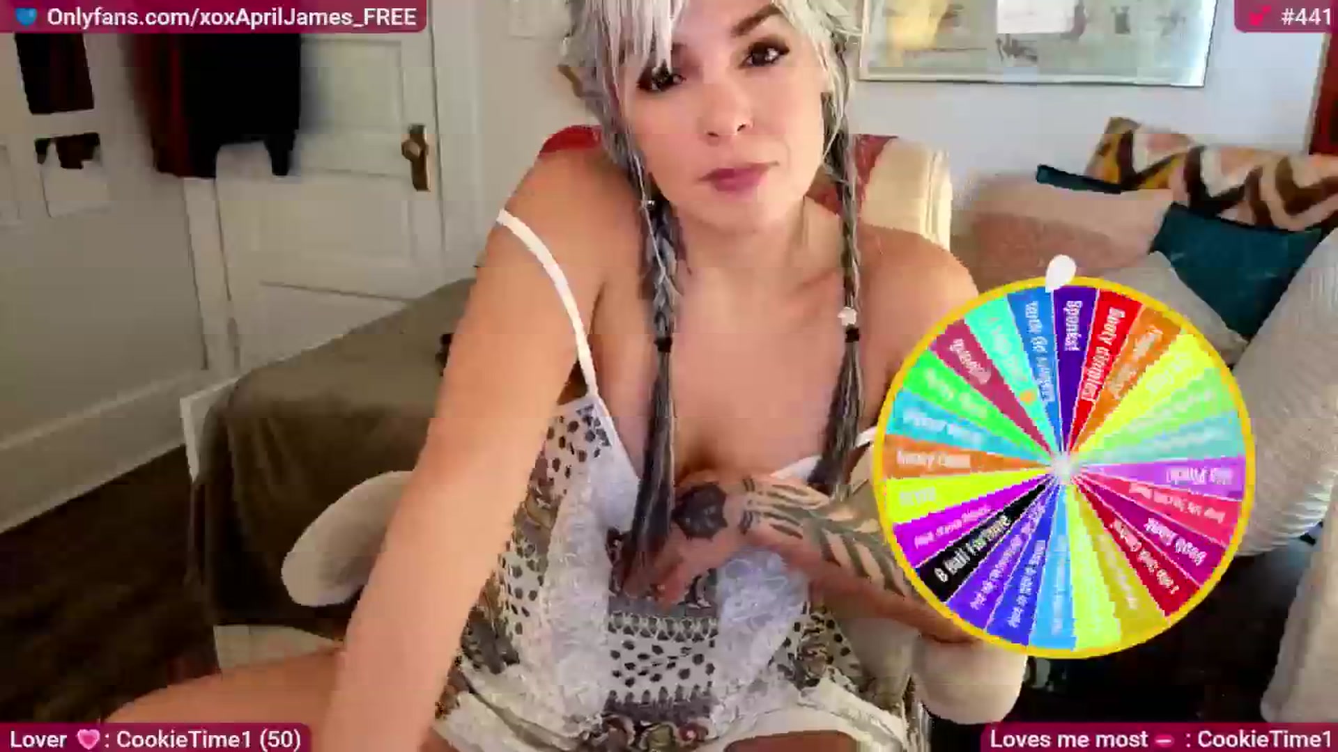 Gallery image thumbnail from AprilJames's myfreecams stream on, 04/19/2026, 20:21 image 3 of 20