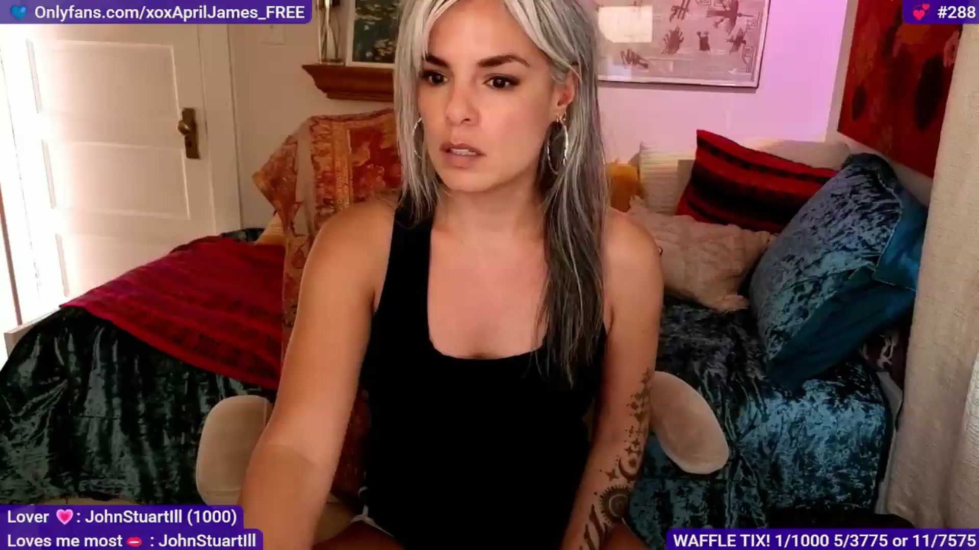 Gallery image thumbnail from AprilJames's myfreecams stream on, 05/22/2026, 02:04 image 11 of 20