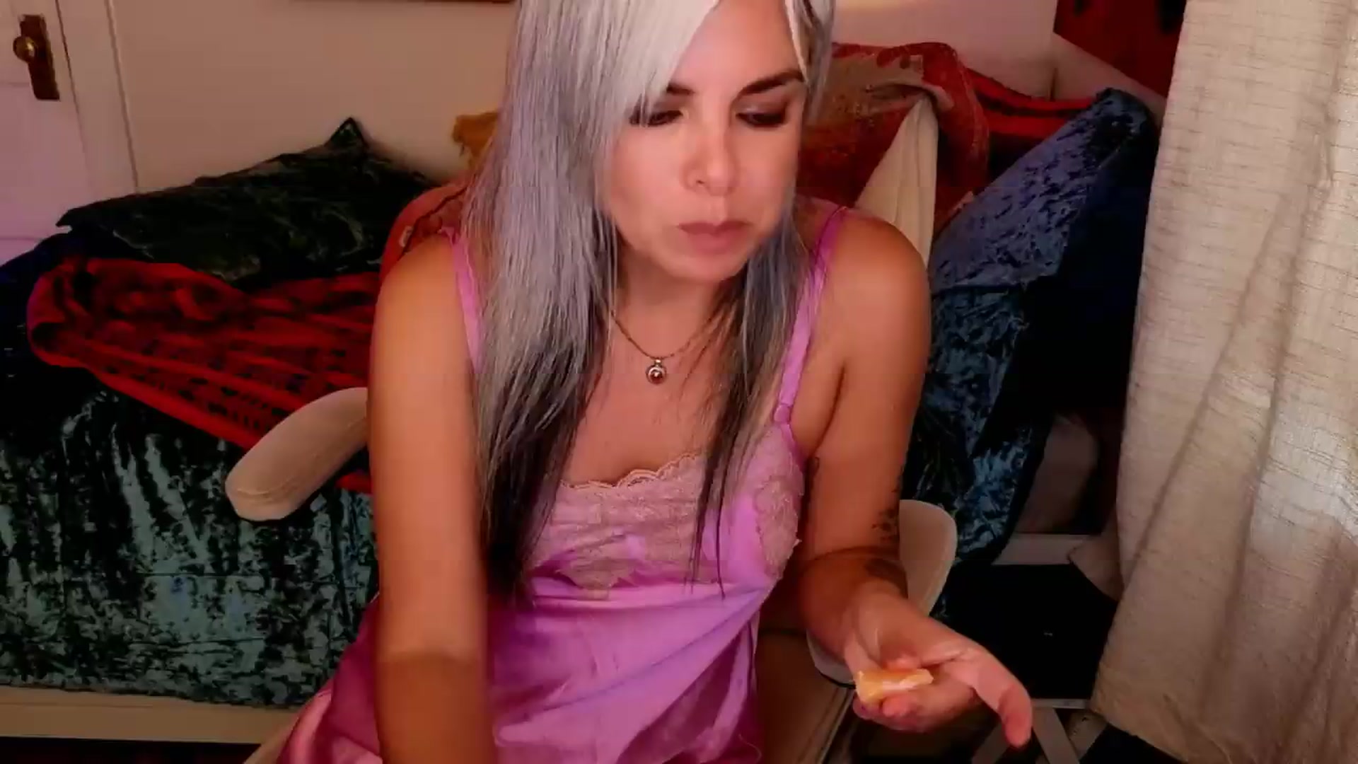 Gallery image thumbnail from AprilJames's myfreecams stream on, 06/27/2026, 02:34 image 8 of 20