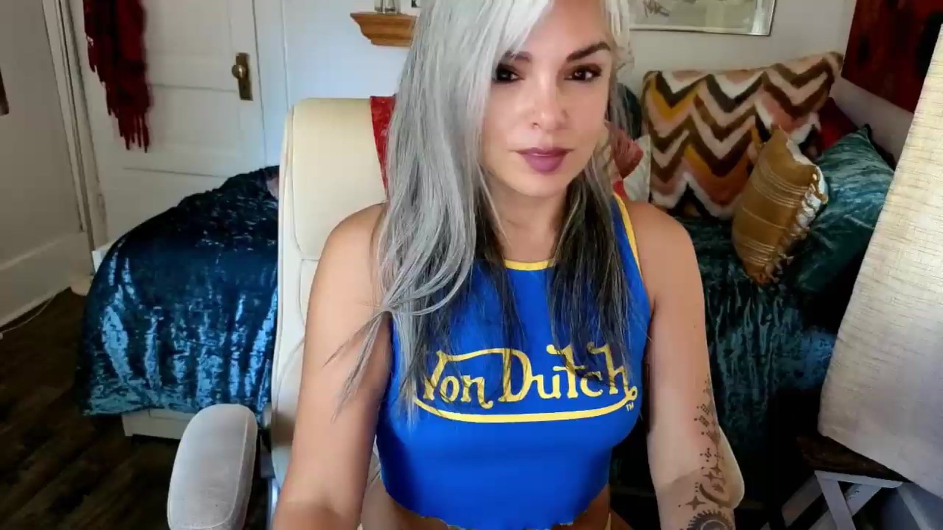 Gallery image thumbnail from AprilJames's myfreecams stream on, 07/26/2026, 20:17 image 1 of 20