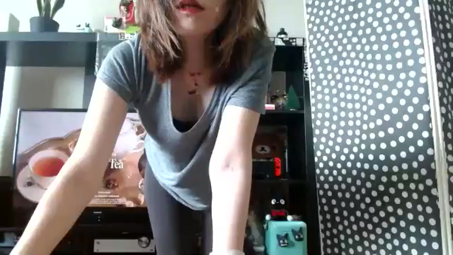 Gallery image thumbnail from AprilMei's myfreecams stream on, 06/13/2024, 17:17 image 11 of 20