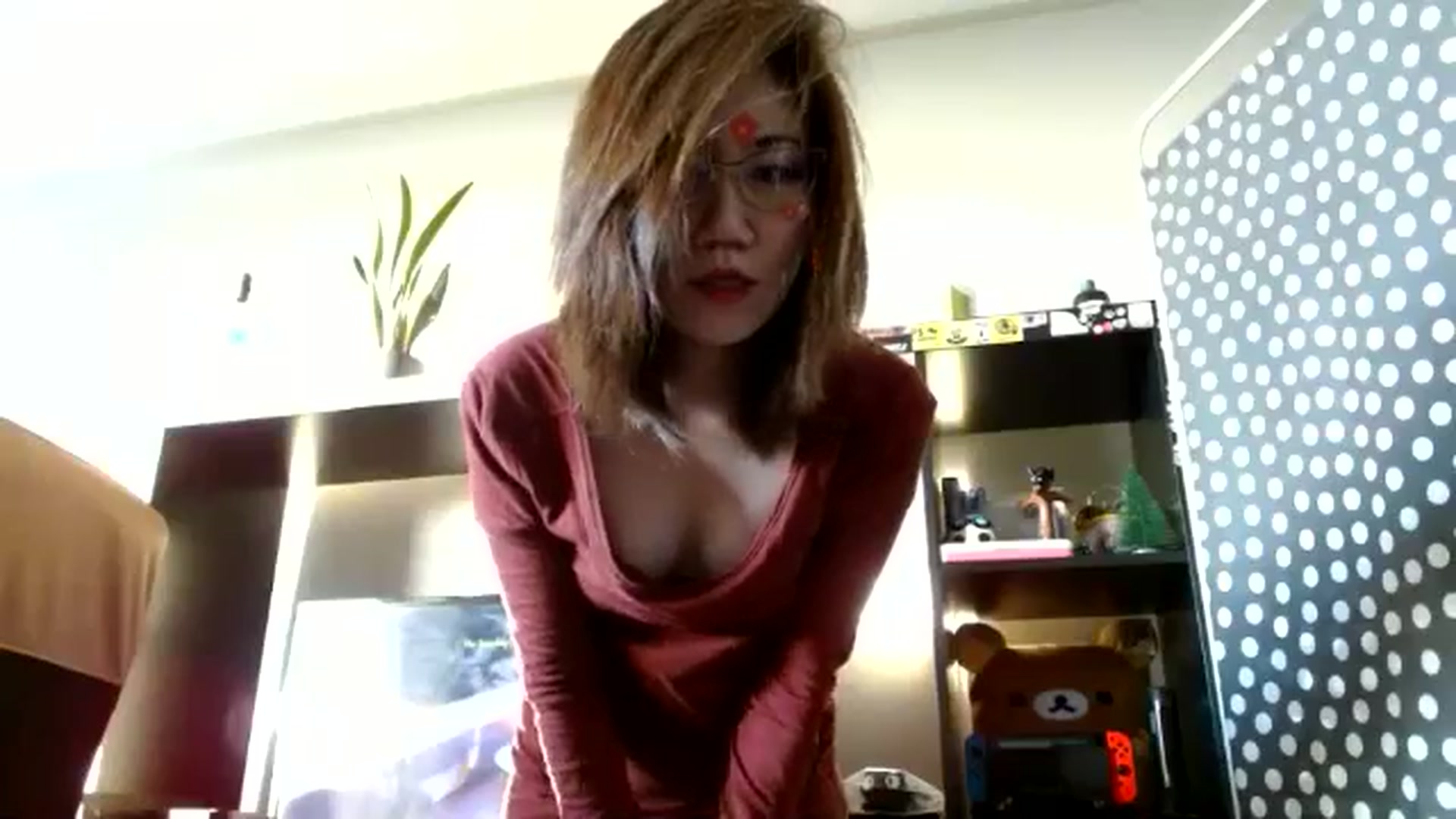 Gallery image thumbnail from AprilMei's myfreecams stream on, 07/16/2024, 24:26 image 15 of 20