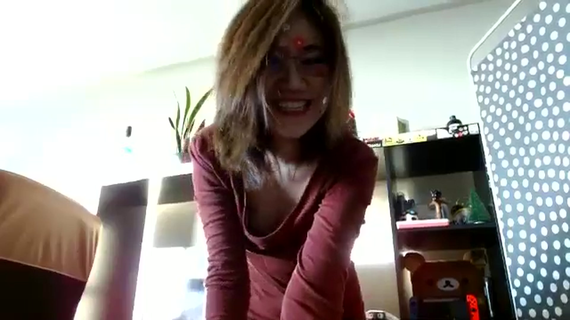 Gallery image thumbnail from AprilMei's myfreecams stream on, 07/16/2024, 24:26 image 4 of 20
