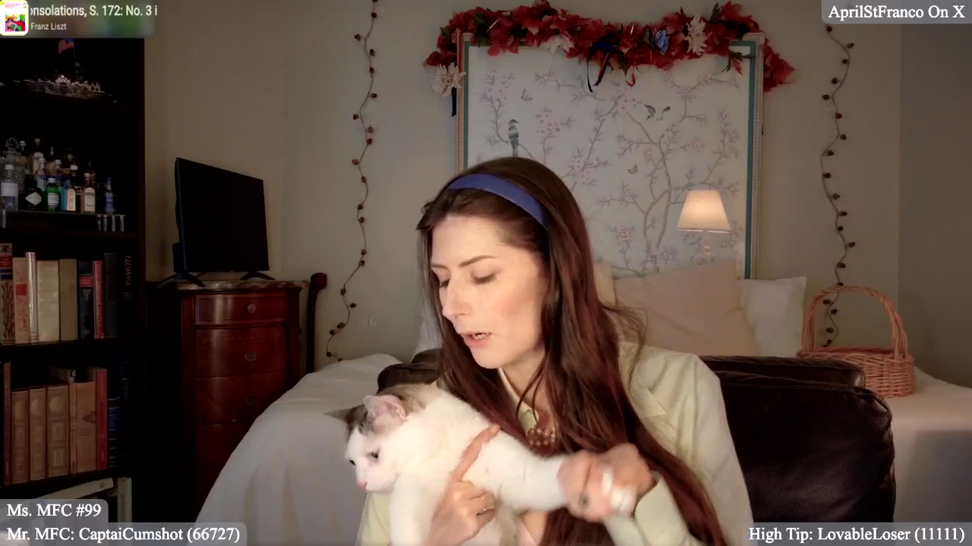 Gallery image thumbnail from AprilStFranco's myfreecams stream on, 11/21/2025, 16:42 image 15 of 20
