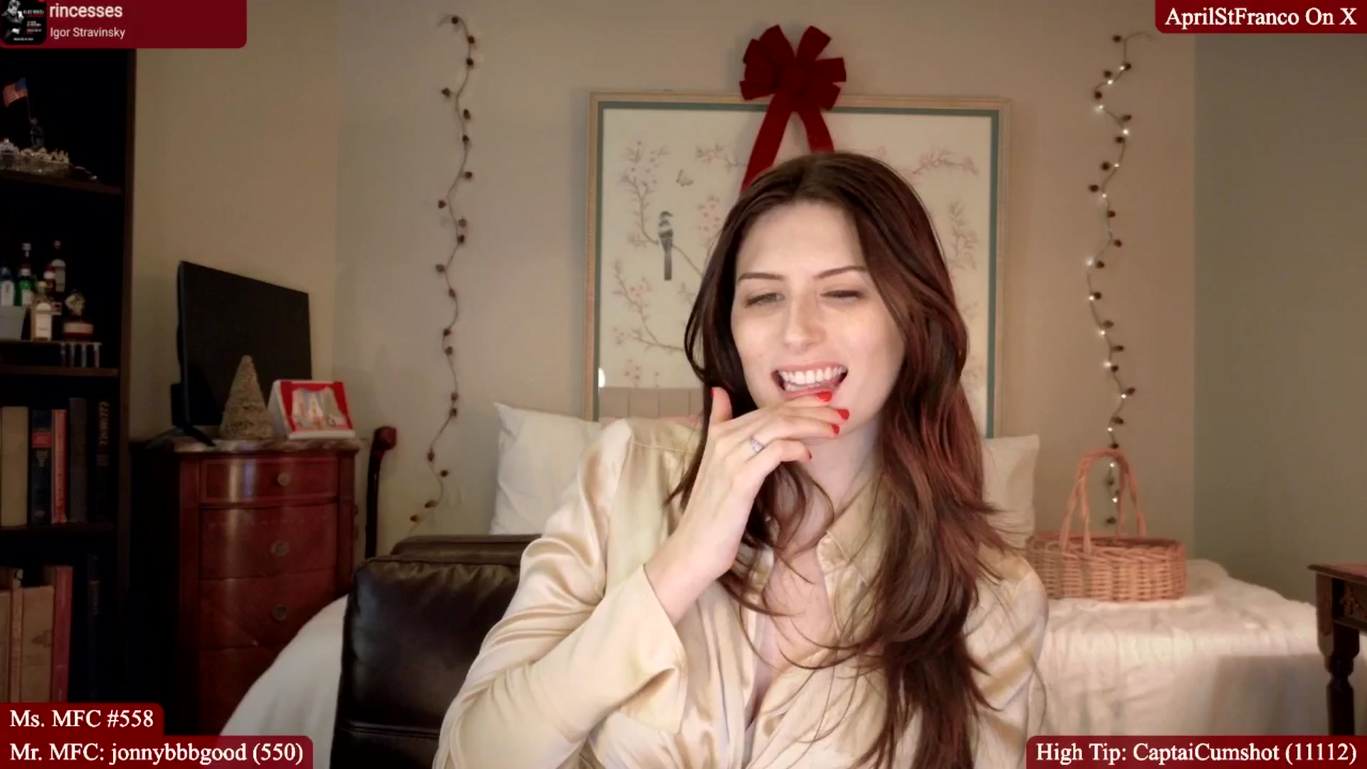 Gallery image thumbnail from AprilStFranco's myfreecams stream on, 12/16/2025, 22:43 image 12 of 20