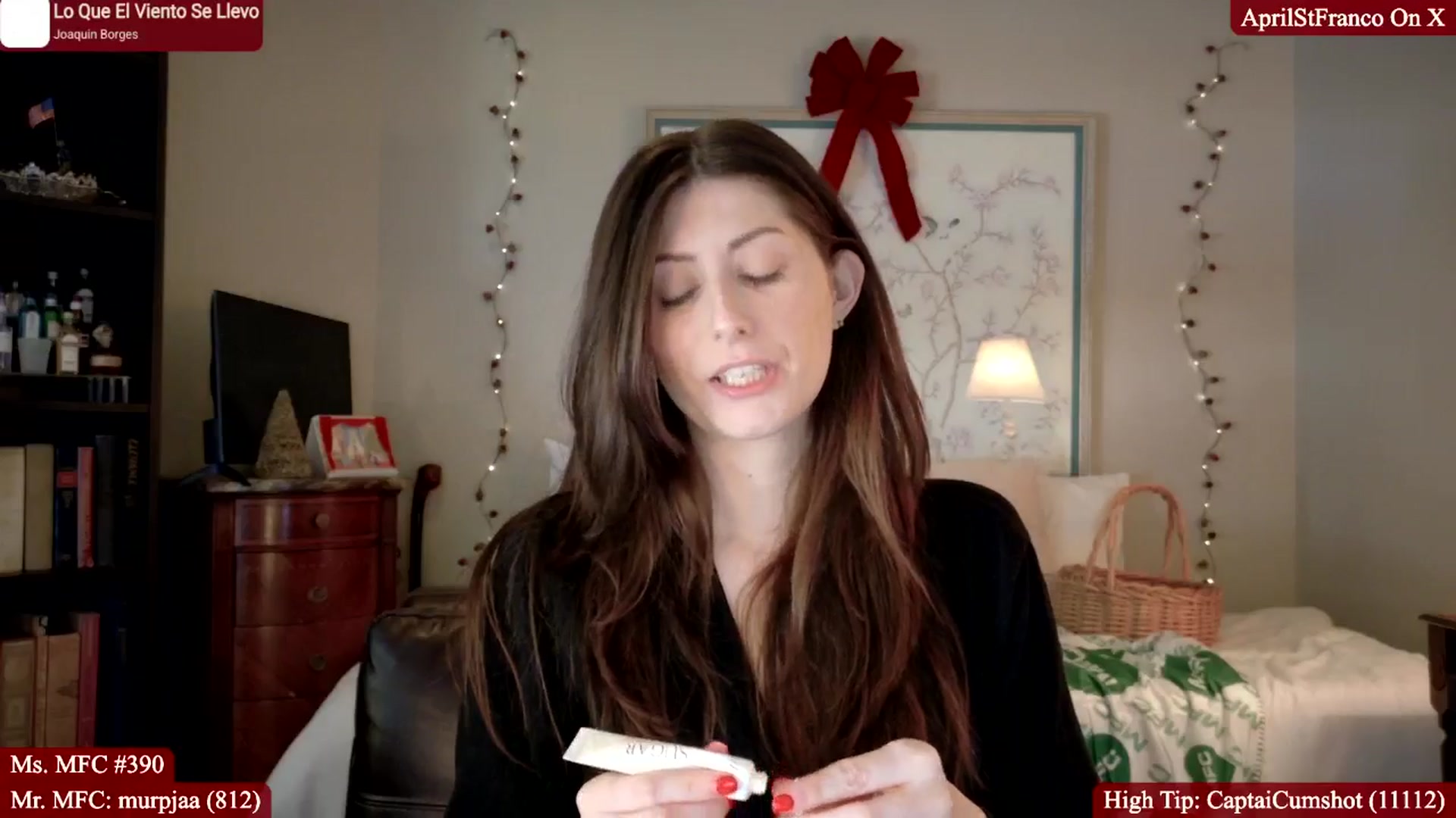 Gallery image thumbnail from AprilStFranco's myfreecams stream on, 12/18/2025, 16:12 image 3 of 20
