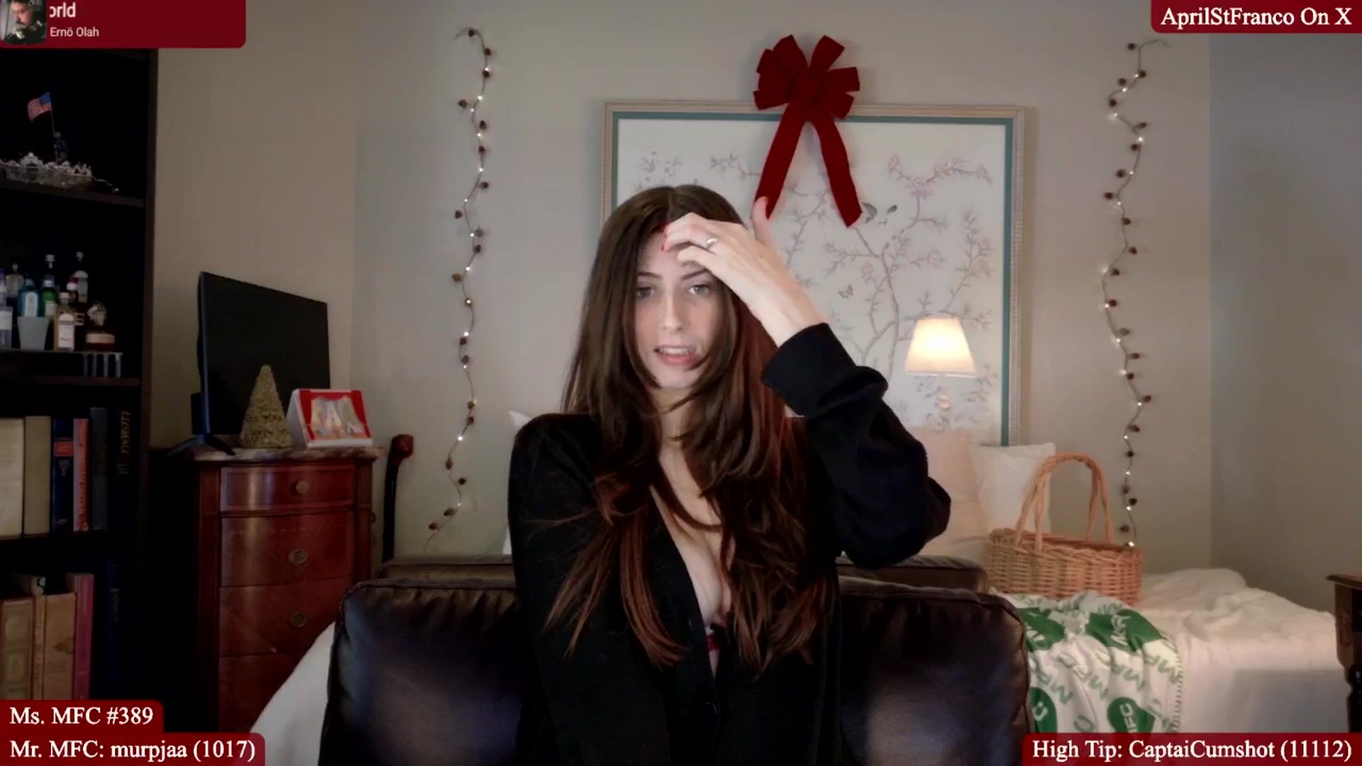 Gallery image thumbnail from AprilStFranco's myfreecams stream on, 12/18/2025, 16:12 image 8 of 20