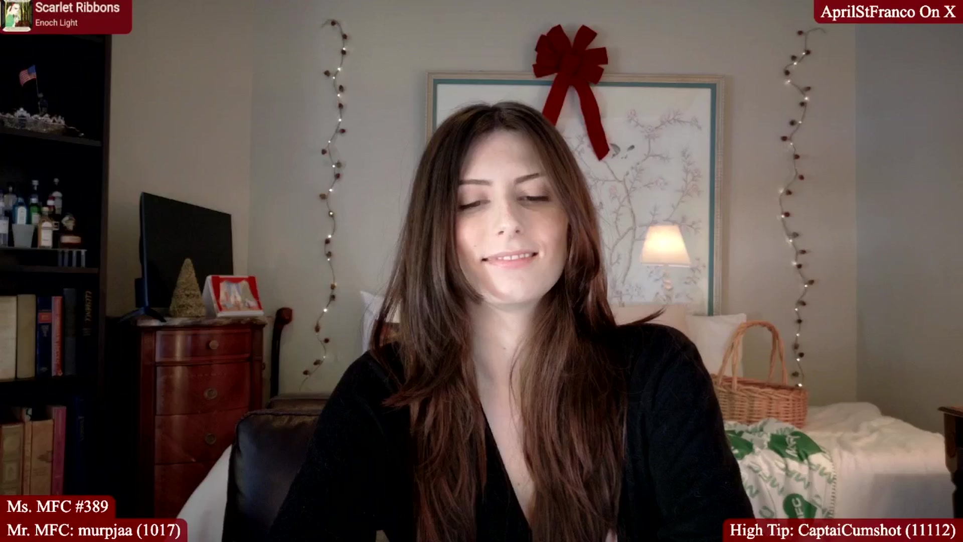 Gallery image thumbnail from AprilStFranco's myfreecams stream on, 12/18/2025, 16:12 image 11 of 20