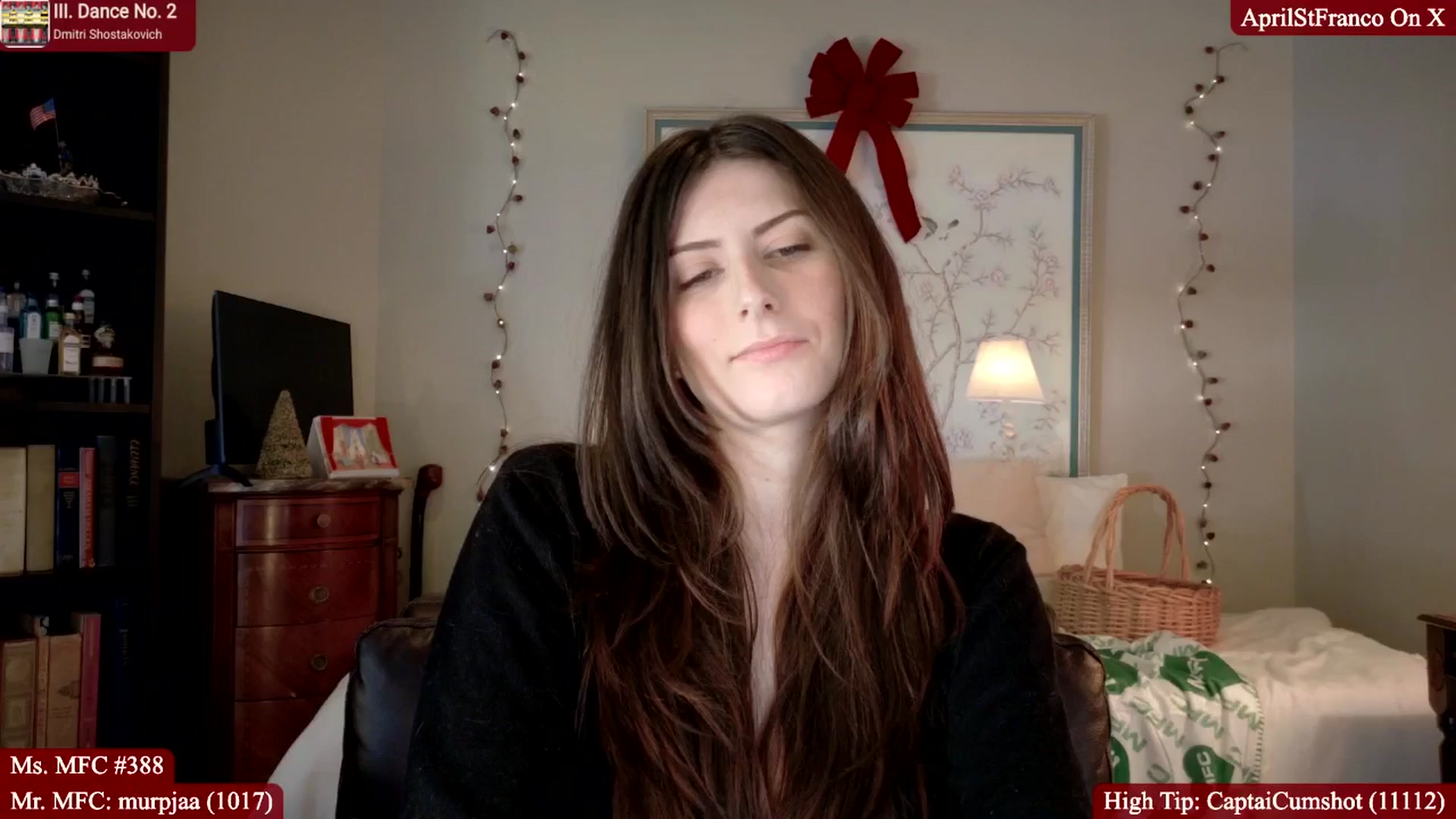 Gallery image thumbnail from AprilStFranco's myfreecams stream on, 12/18/2025, 16:12 image 6 of 20