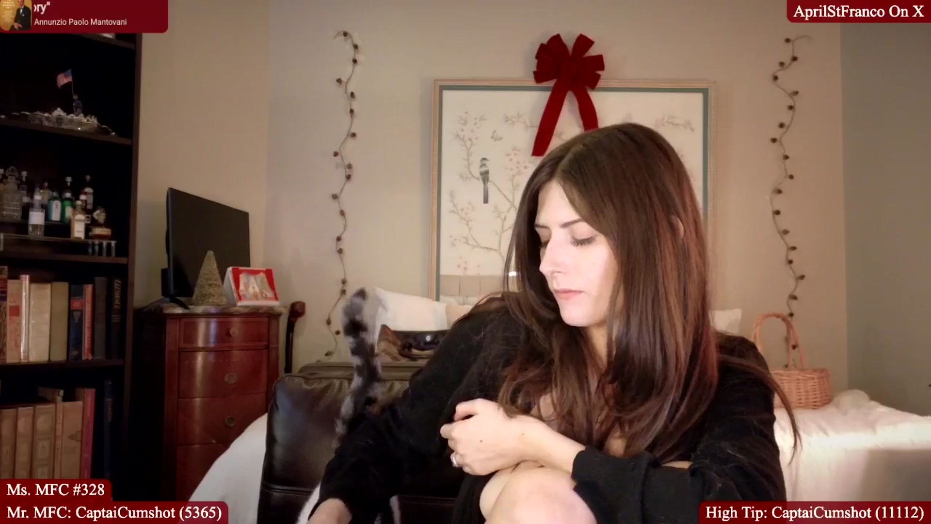 Gallery image thumbnail from AprilStFranco's myfreecams stream on, 12/18/2025, 22:59 image 17 of 20