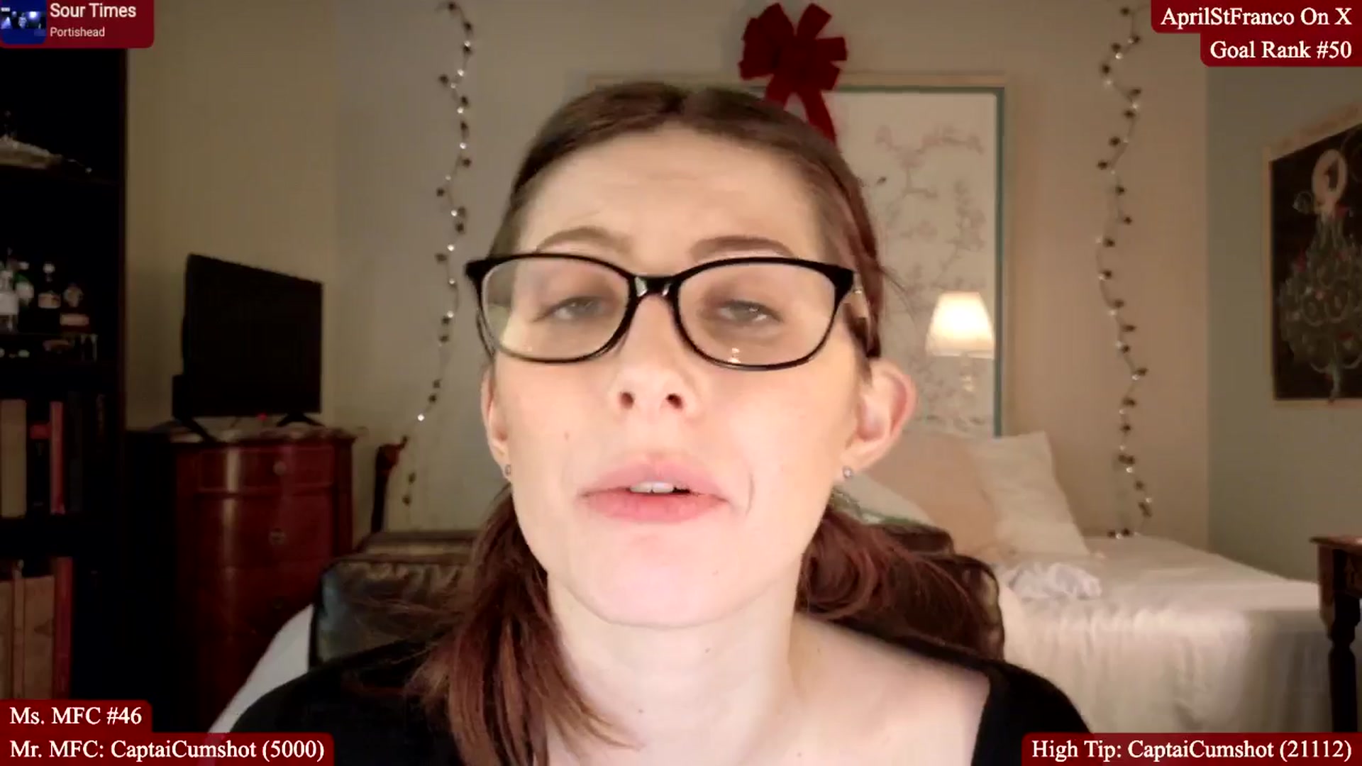 Gallery image thumbnail from AprilStFranco's myfreecams stream on, 01/07/2026, 24:52 image 16 of 20