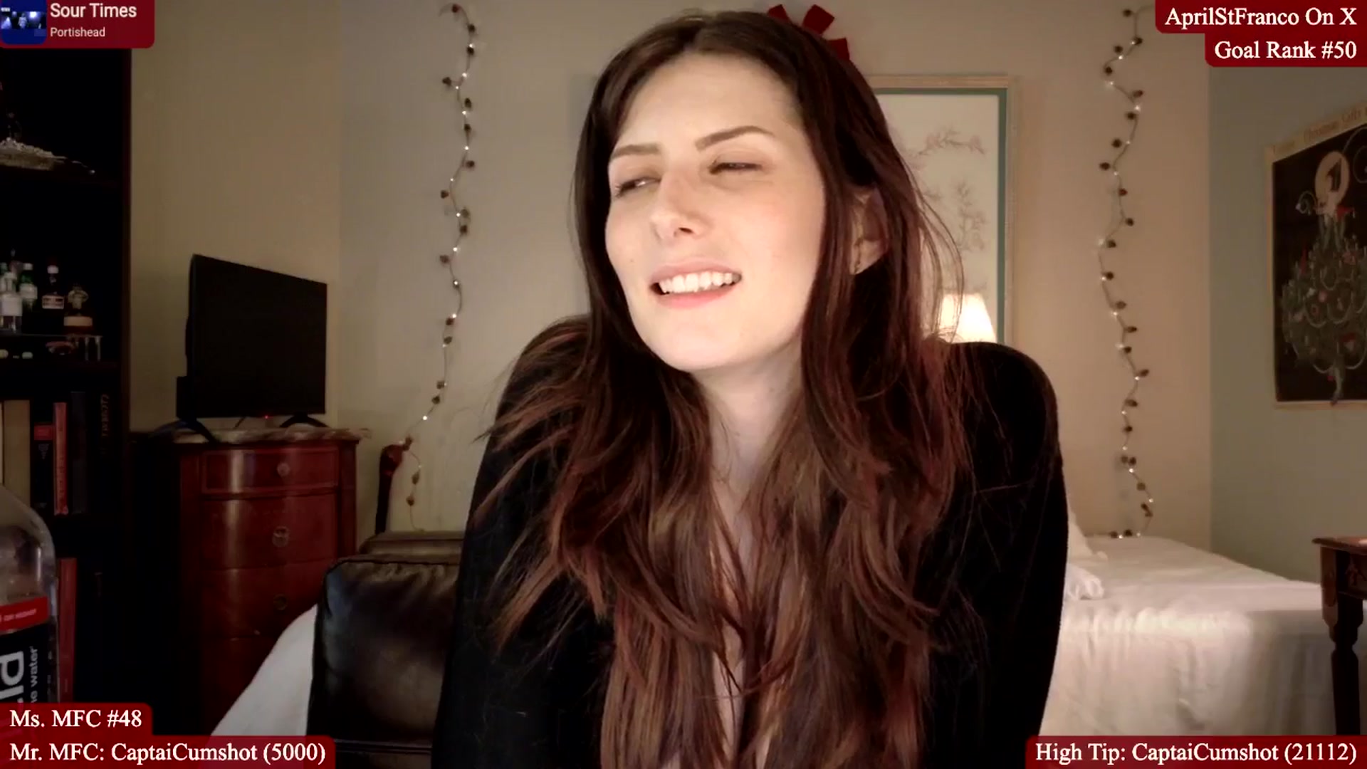 Gallery image thumbnail from AprilStFranco's myfreecams stream on, 01/07/2026, 24:52 image 2 of 20