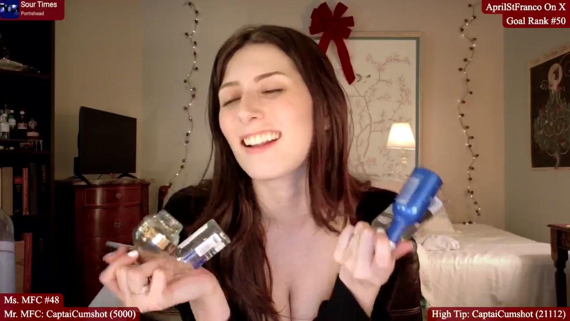 Gallery image thumbnail from AprilStFranco's myfreecams stream on, 01/07/2026, 24:52 image 3 of 20