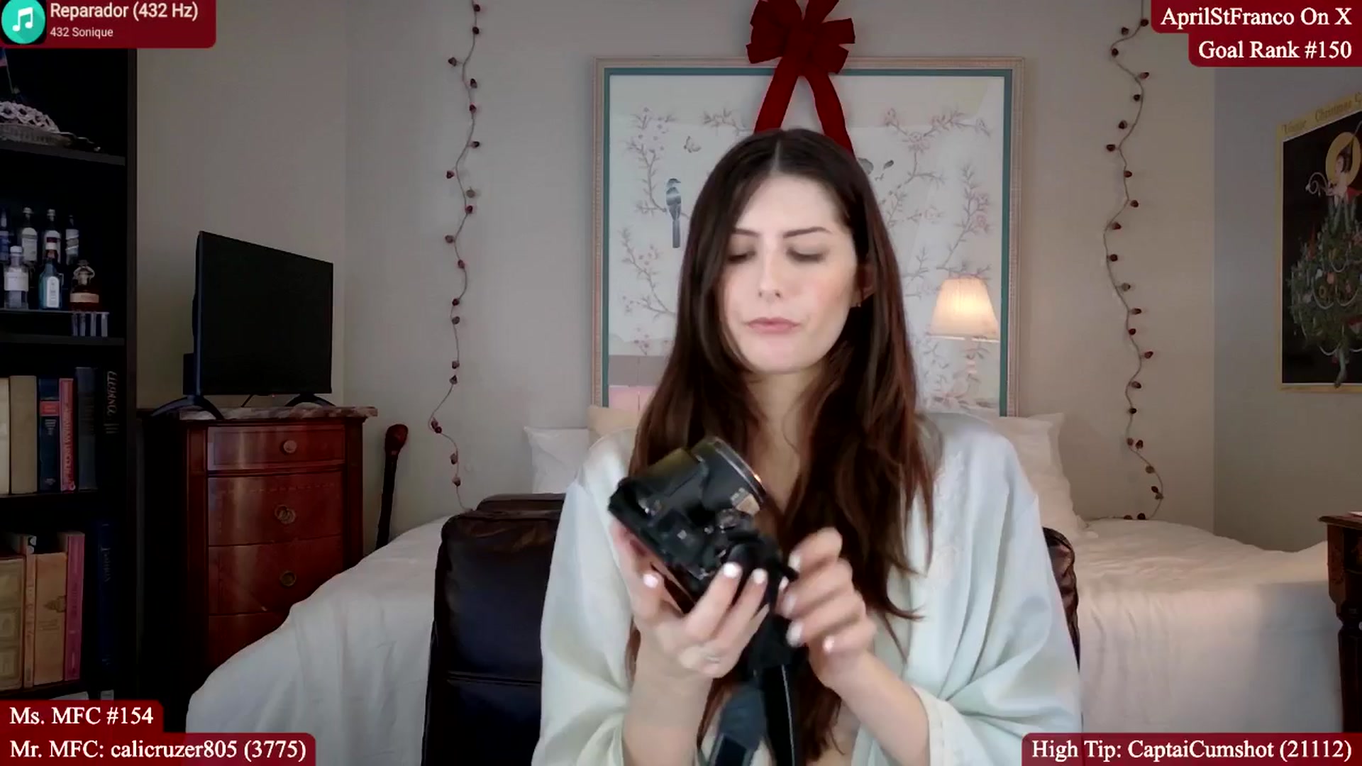 Gallery image thumbnail from AprilStFranco's myfreecams stream on, 01/21/2026, 18:03 image 8 of 20