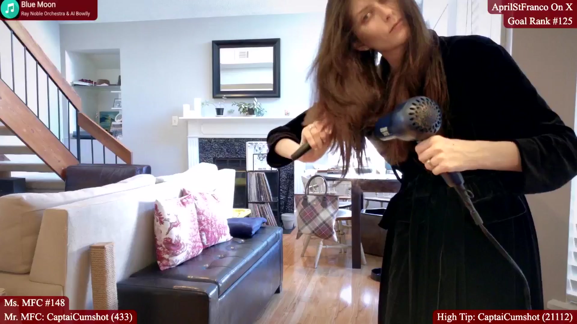 Gallery image thumbnail from AprilStFranco's myfreecams stream on, 01/22/2026, 16:54 image 7 of 20