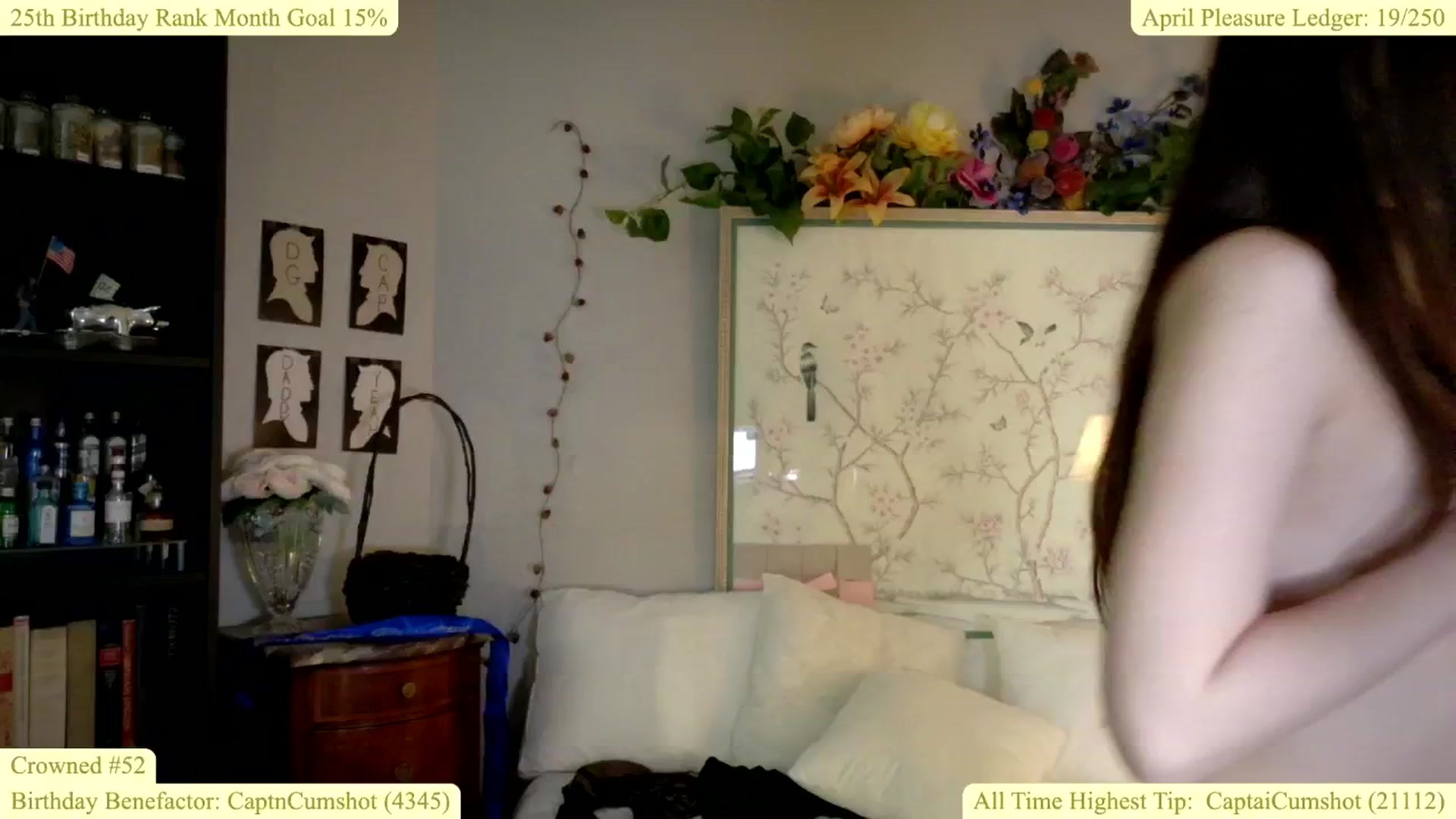 Gallery image thumbnail from AprilStFranco's myfreecams stream on, 04/04/2026, 06:17 image 4 of 20