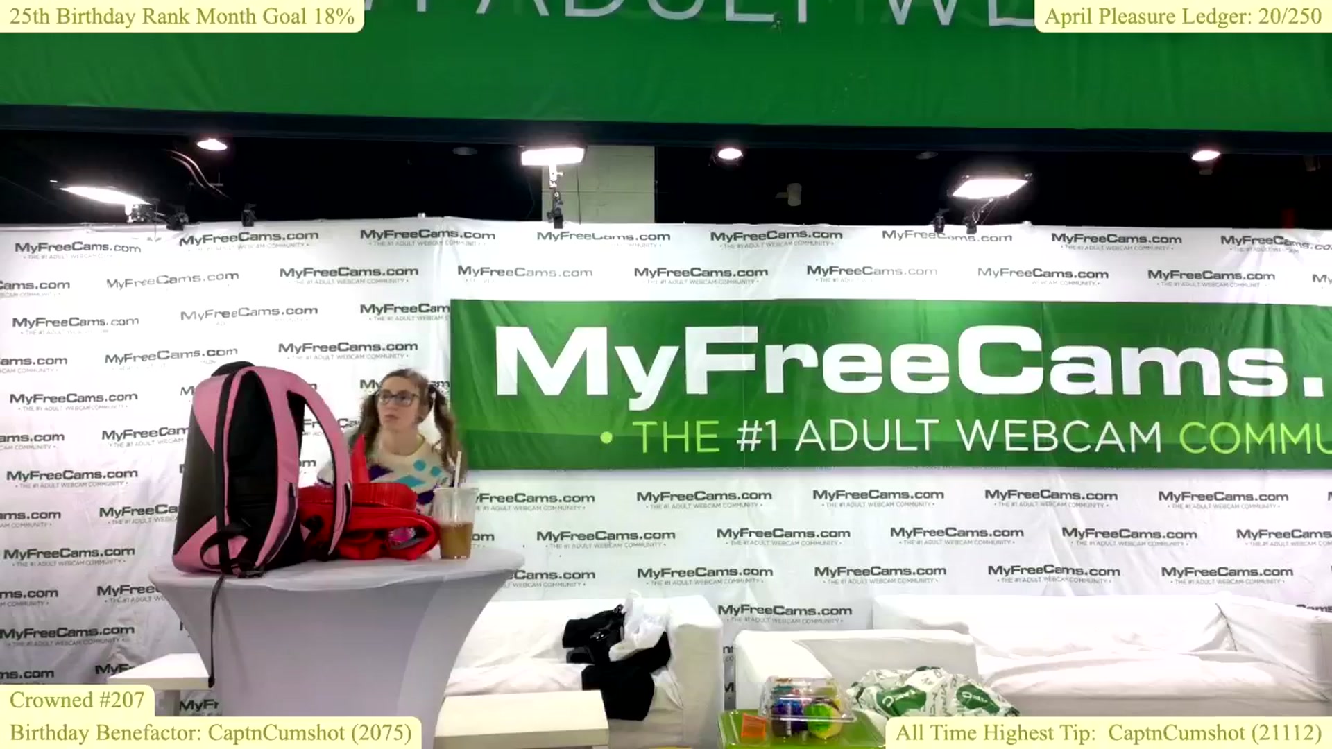 Gallery image thumbnail from AprilStFranco's myfreecams stream on, 04/12/2026, 03:03 image 13 of 20